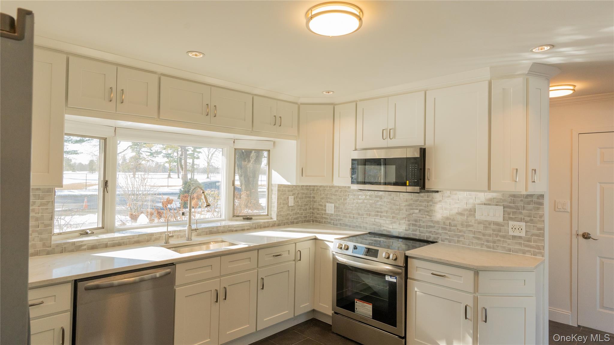 #5 photo, 2155 Salisbury Park Drive, Westbury , NY 11590