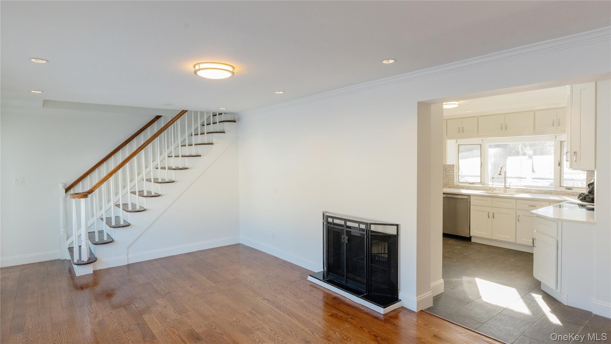 #8 photo, 2155 Salisbury Park Drive, Westbury , NY 11590