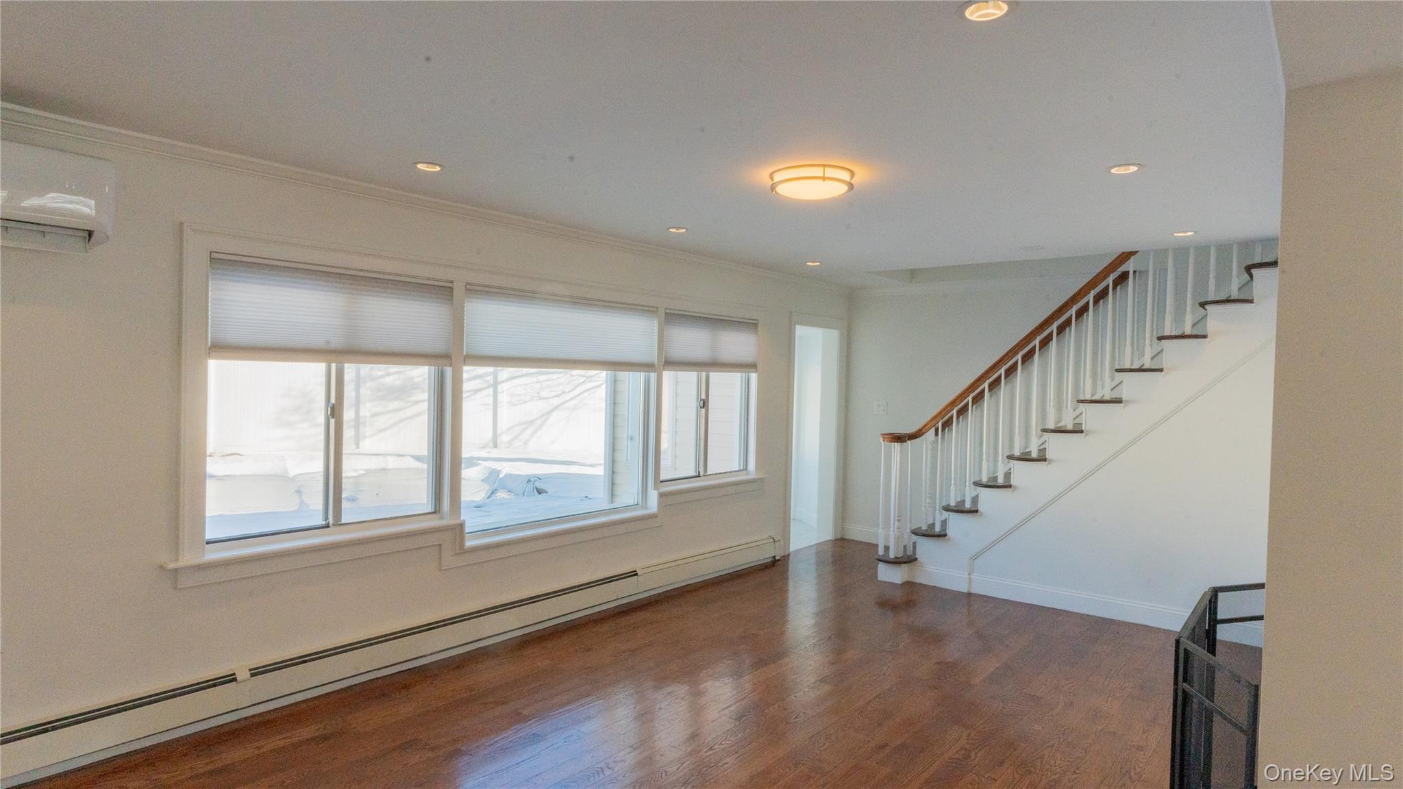 #9 photo, 2155 Salisbury Park Drive, Westbury , NY 11590