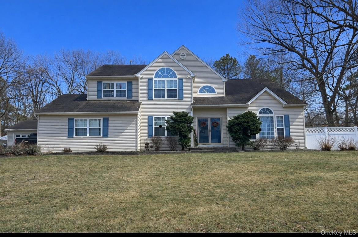 #1 photo, 2 Daylilly Court, Middle Island , NY 11953