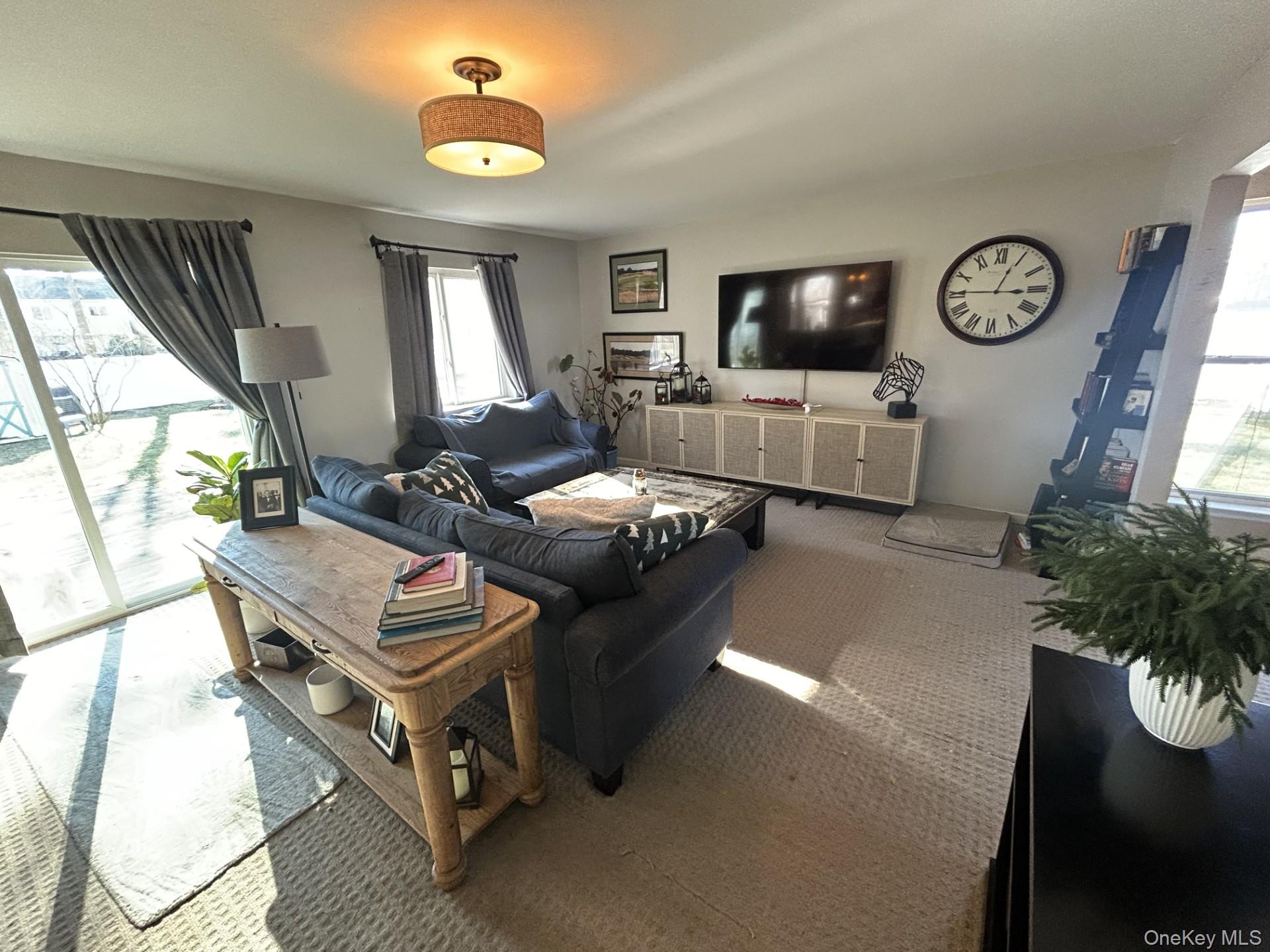 #10 photo, 2 Daylilly Court, Middle Island , NY 11953