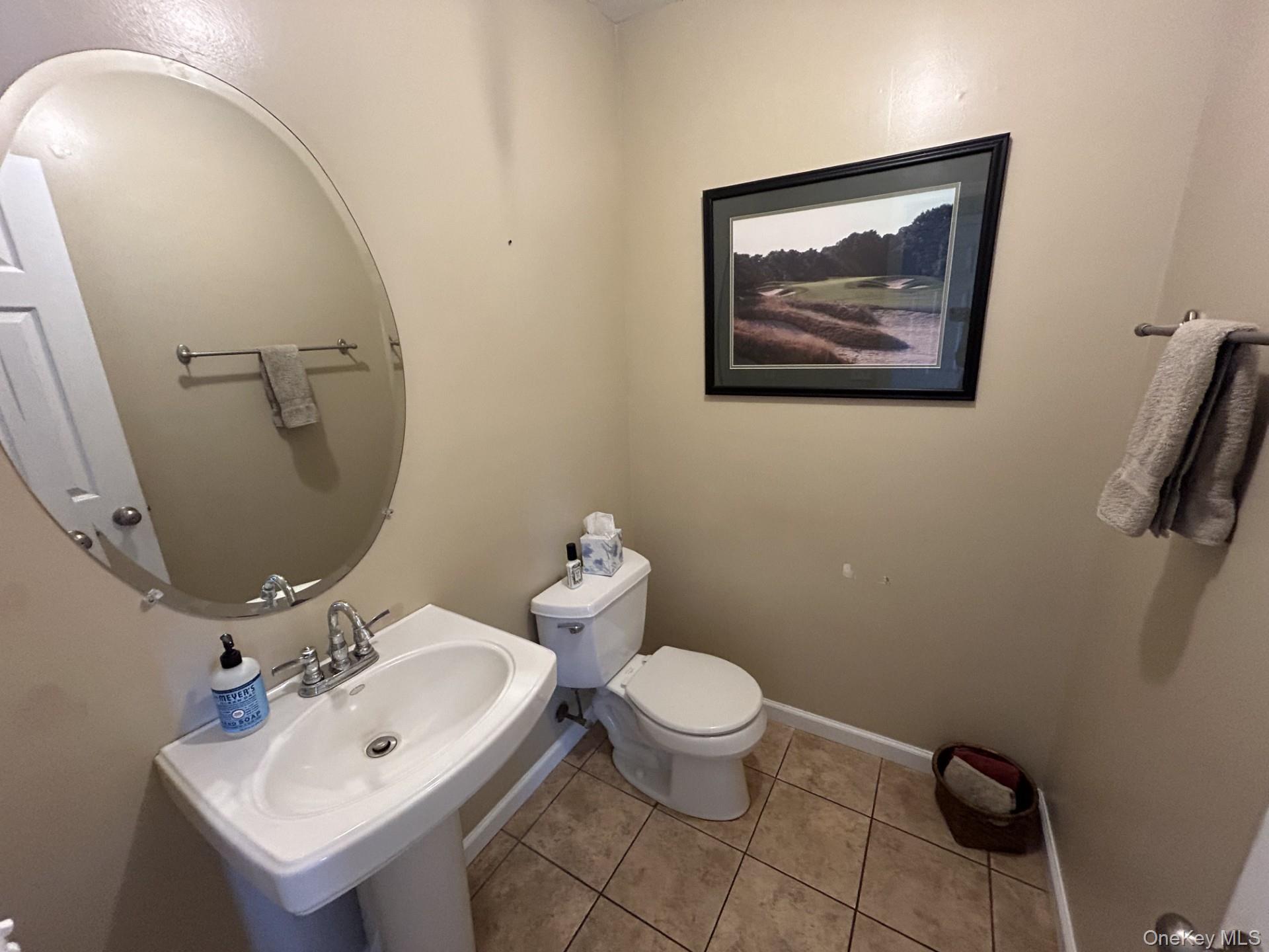 #15 photo, 2 Daylilly Court, Middle Island , NY 11953