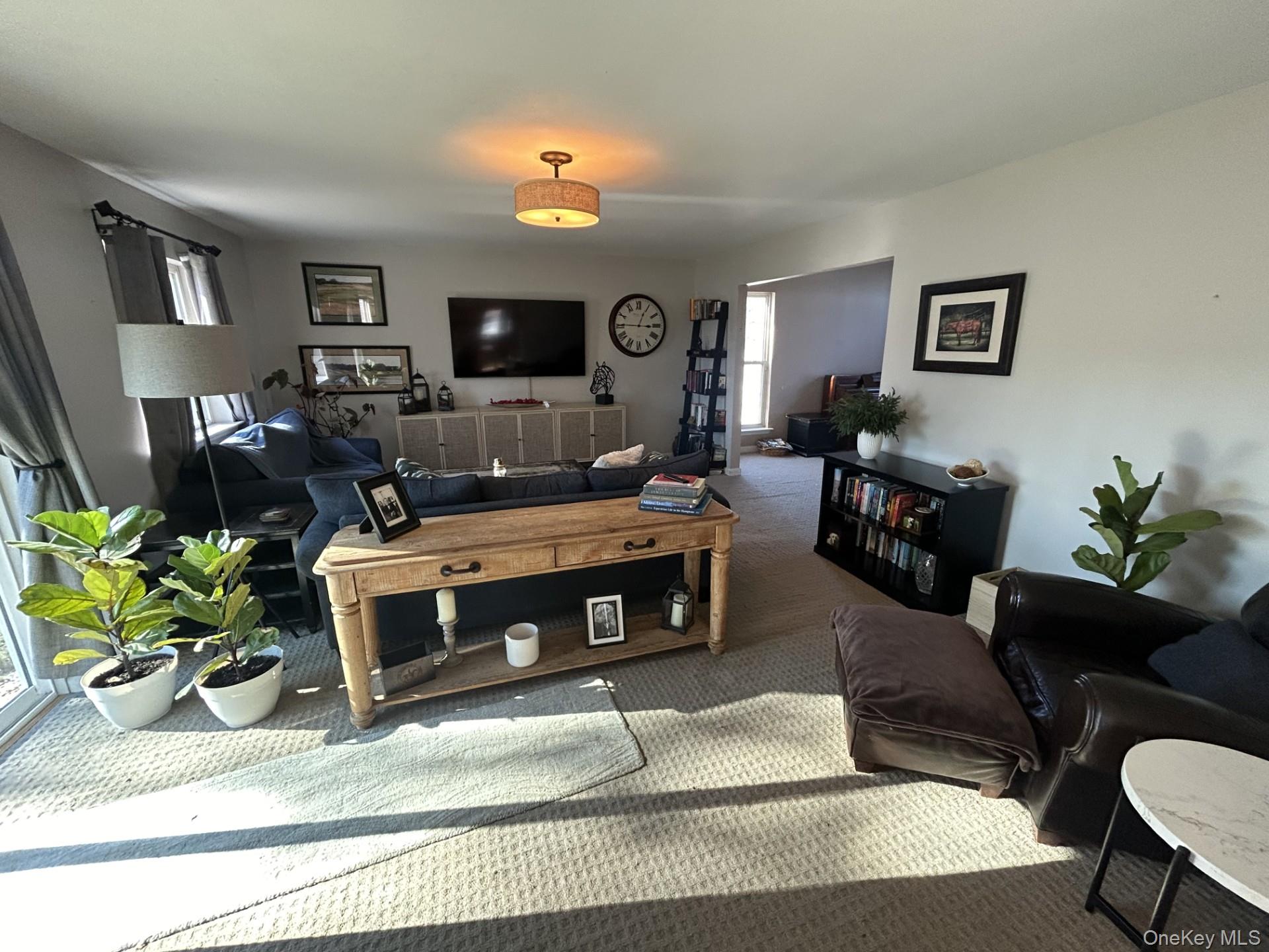 #9 photo, 2 Daylilly Court, Middle Island , NY 11953