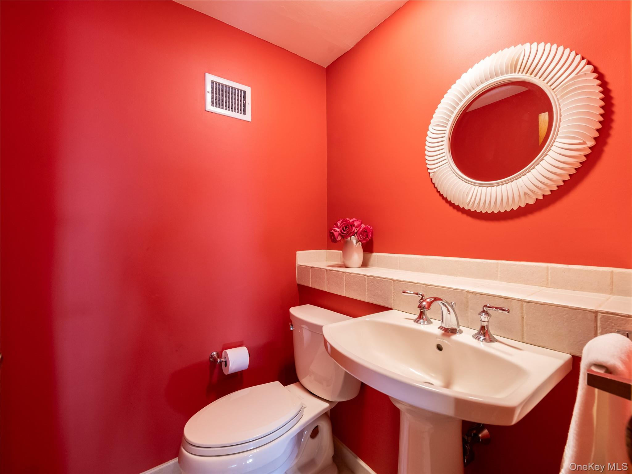 #13 photo, 427 Ryder Road, नासाउ काउंटी Manhasset , NY 11030