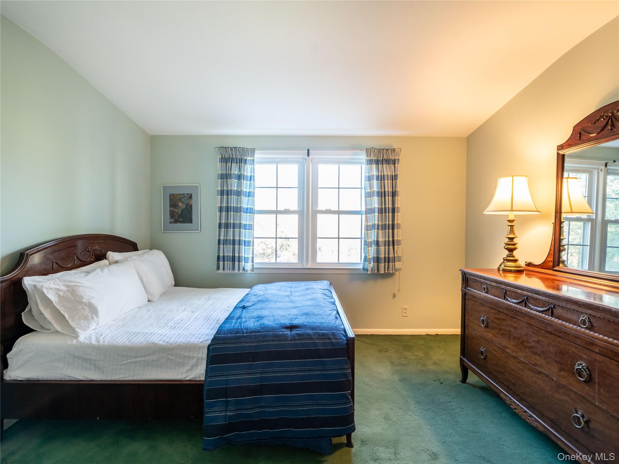 #19 photo, 427 Ryder Road, नासाउ काउंटी Manhasset , NY 11030