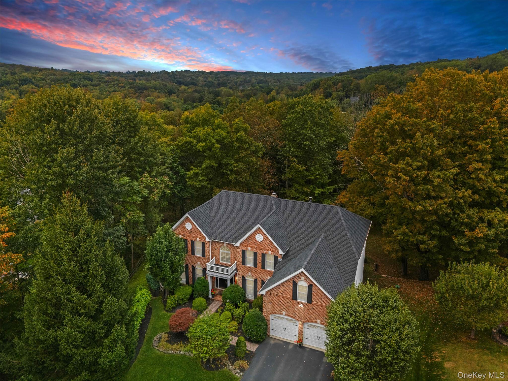 #1 photo, 13 Hyatt Lane, Somers , NY 10589