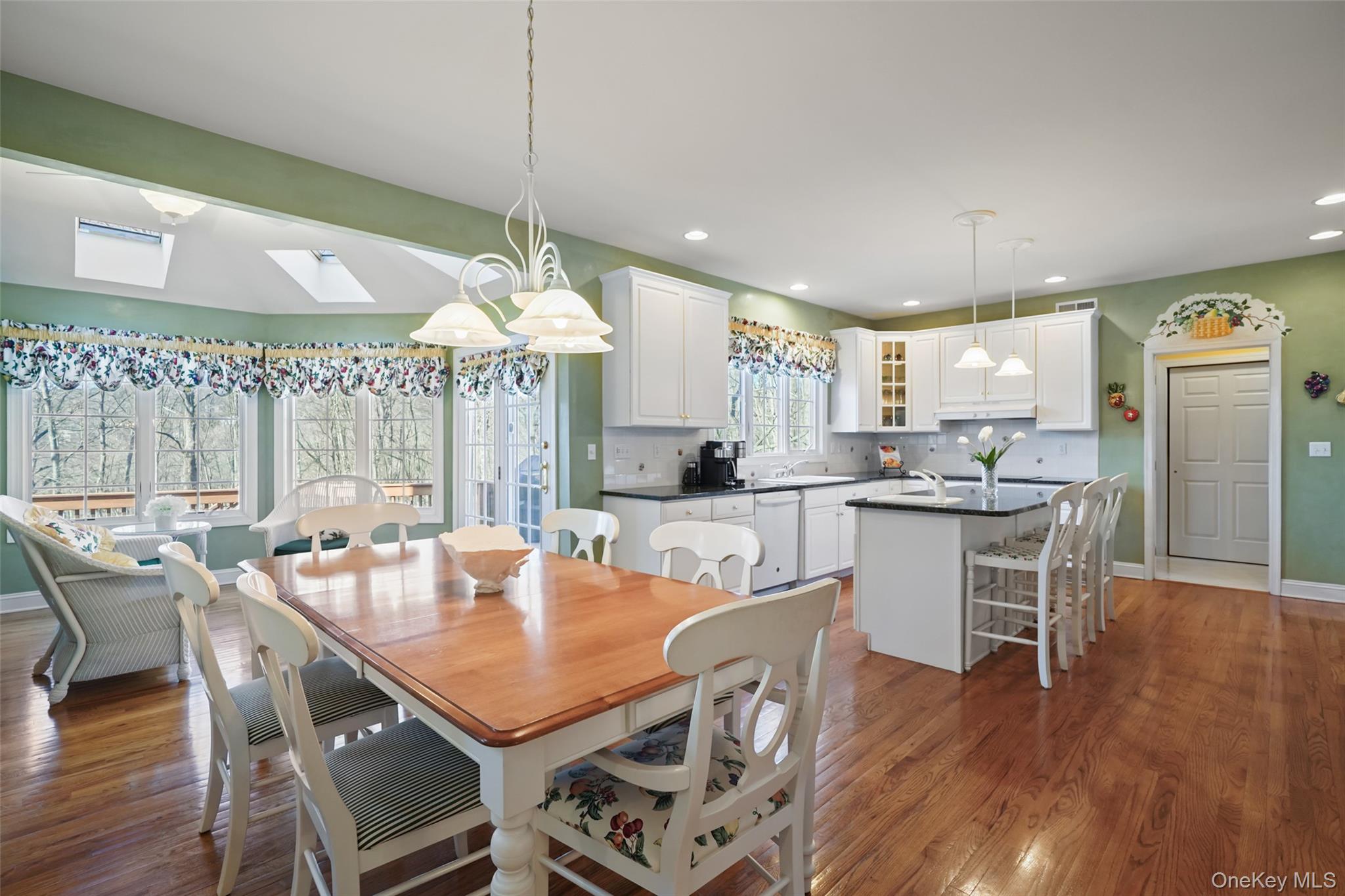 #11 photo, 13 Hyatt Lane, Somers , NY 10589