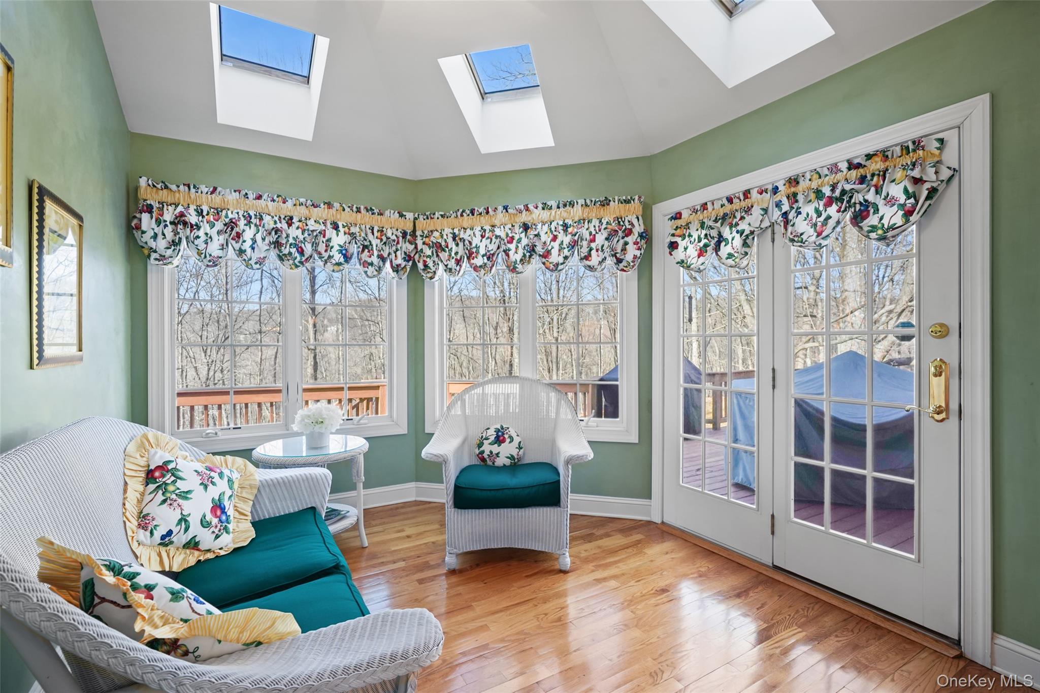 #12 photo, 13 Hyatt Lane, Somers , NY 10589