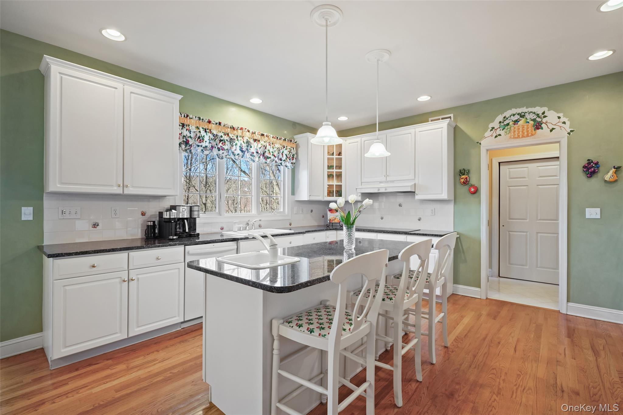 #15 photo, 13 Hyatt Lane, Somers , NY 10589