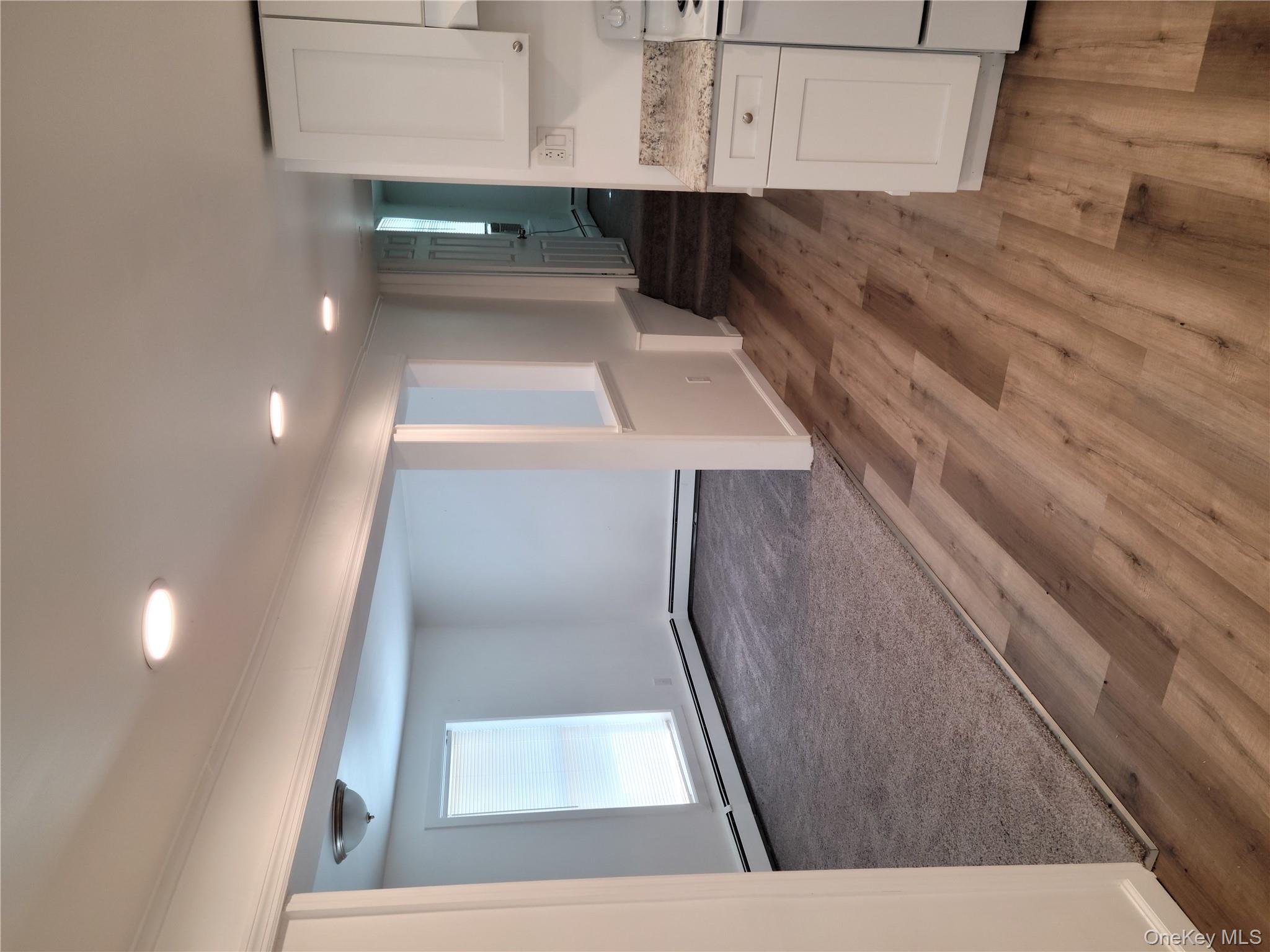 #4 photo, 15 Quaker Hill Road, 뉴욕주 Pleasant Valley , NY 12569