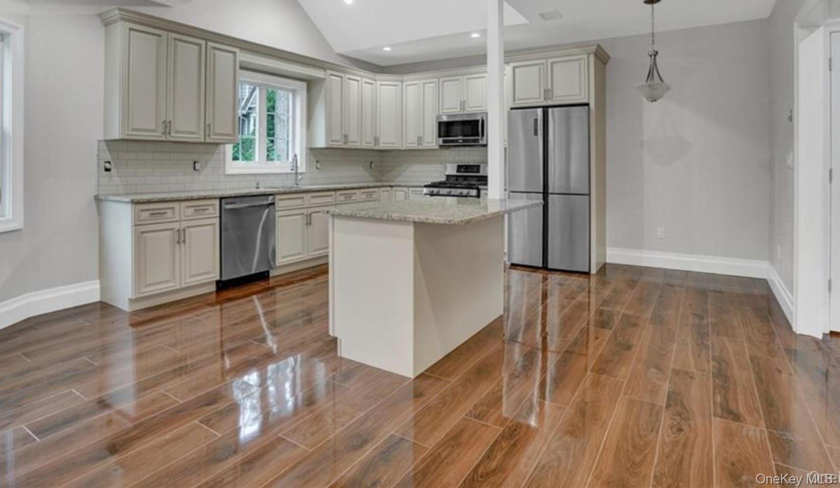 #9 photo, 9 Linda Lane, Pearl River , NY 10965