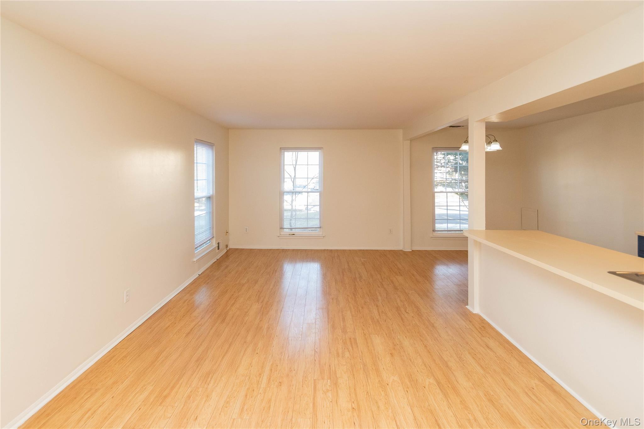 #11 photo, 29 The Rise, Warwick , NY 10990