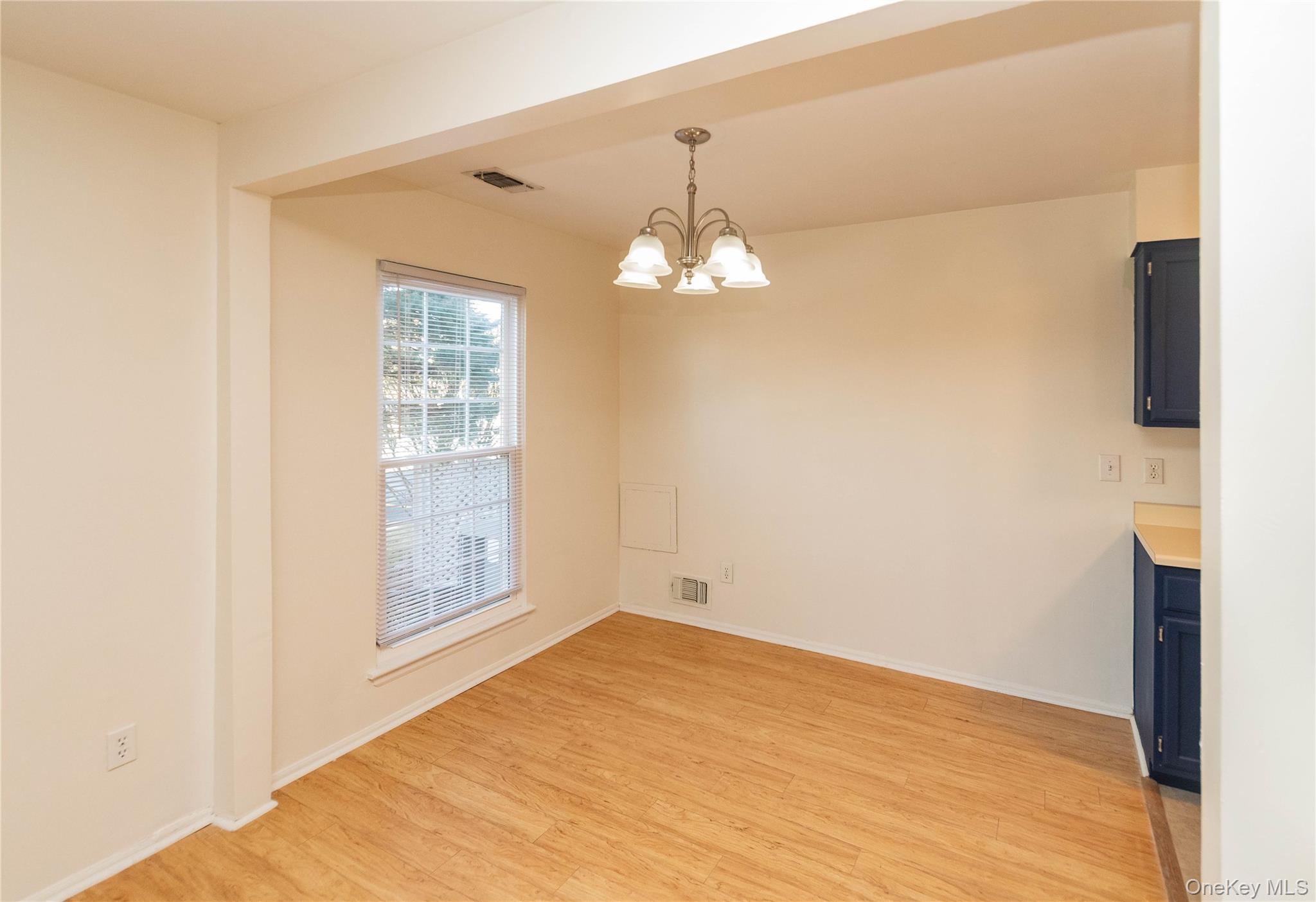 #12 photo, 29 The Rise, Warwick , NY 10990