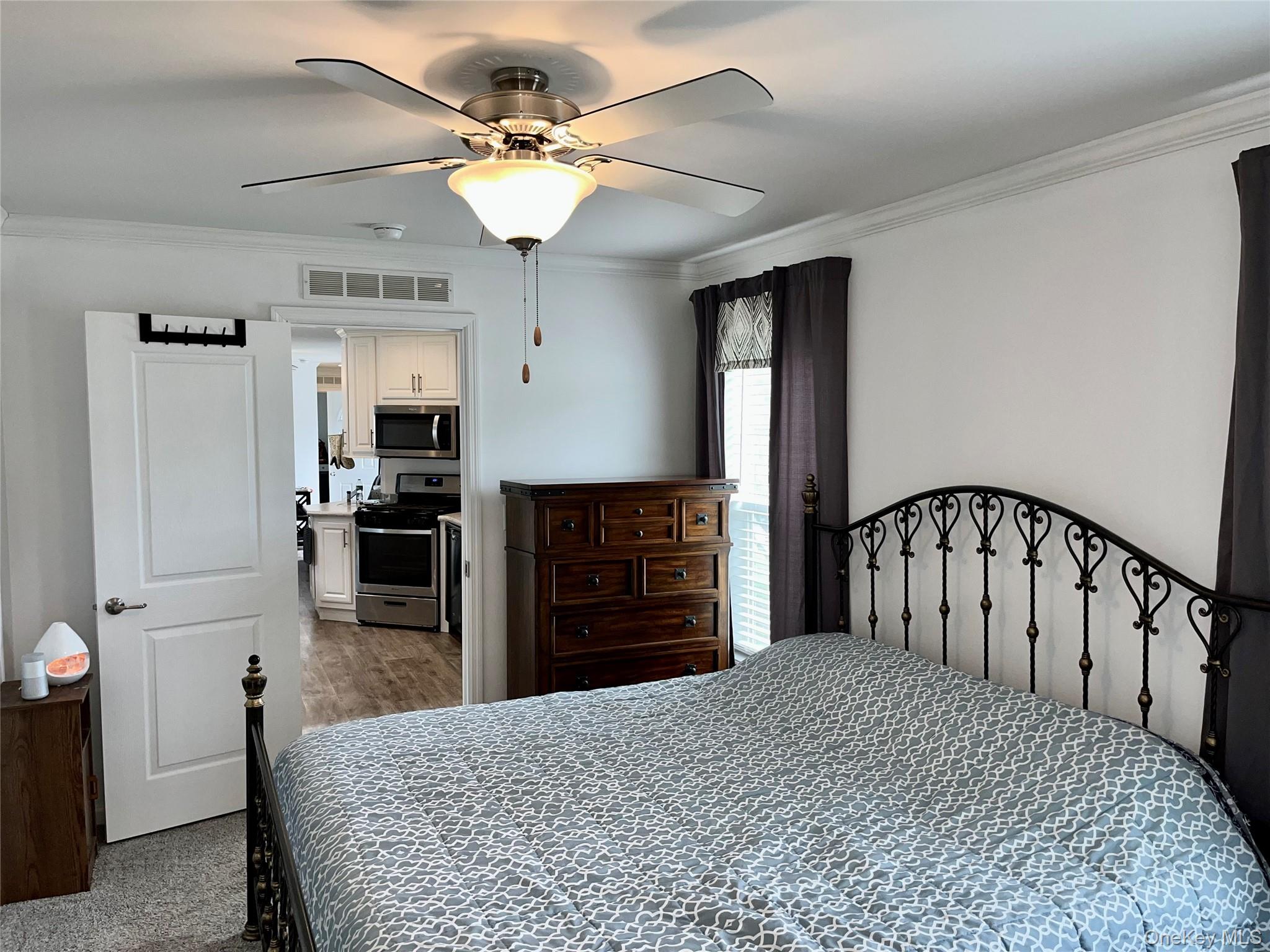 #8 photo, 509 5th Avenue, Middletown , NY 10941