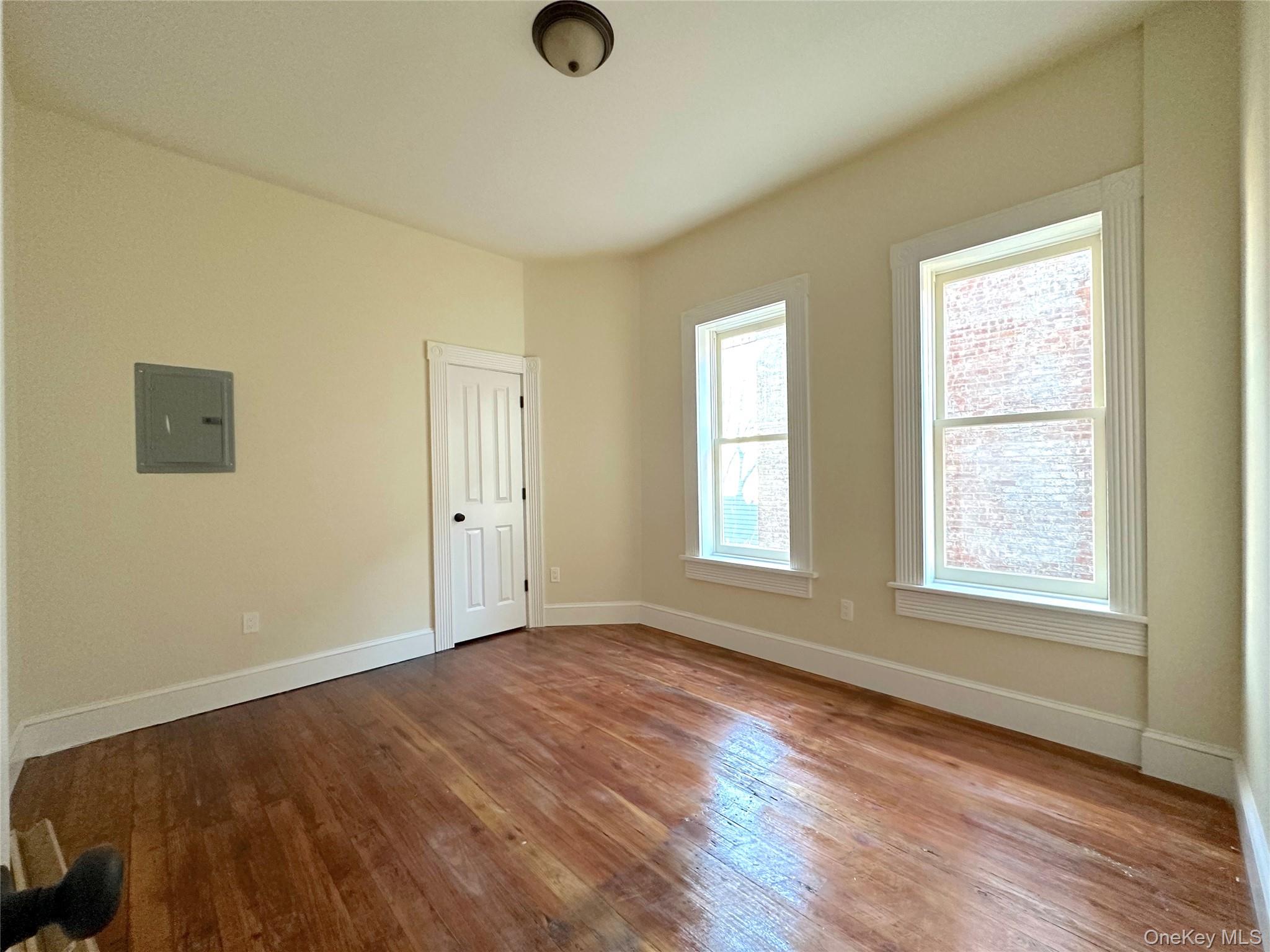 #7 photo, 31 Dubois Street, Newburgh , NY 12550