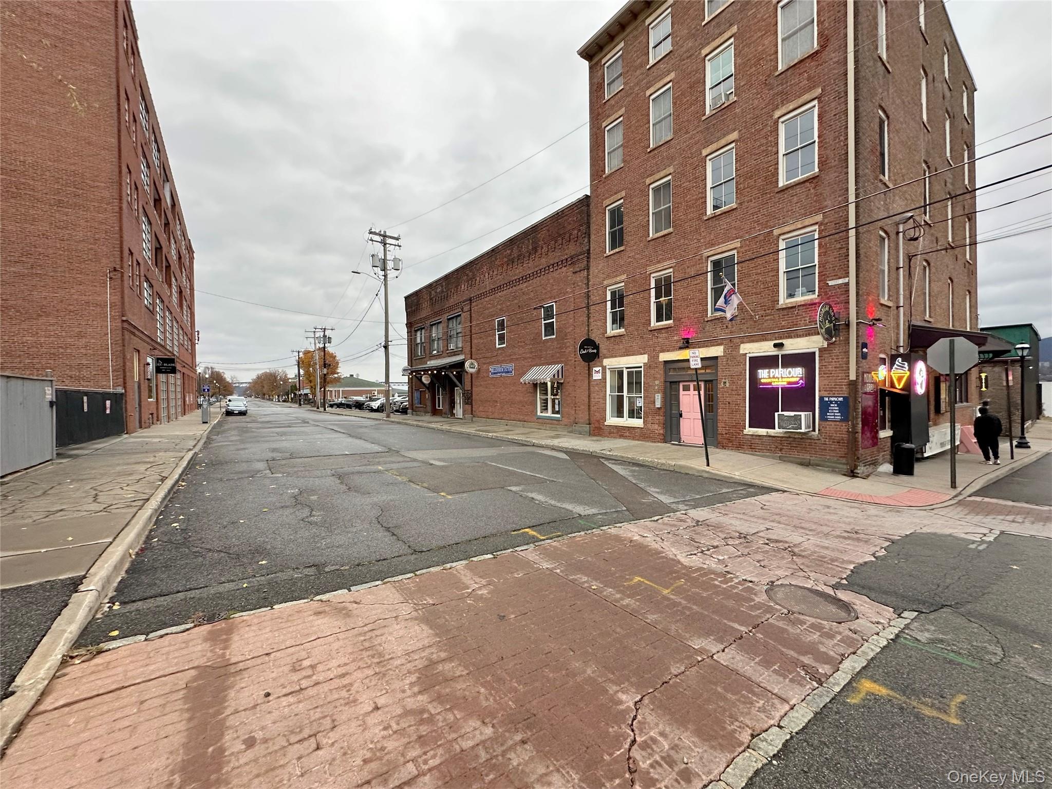 #16 photo, 12 Front Street, Newburgh , NY 12550