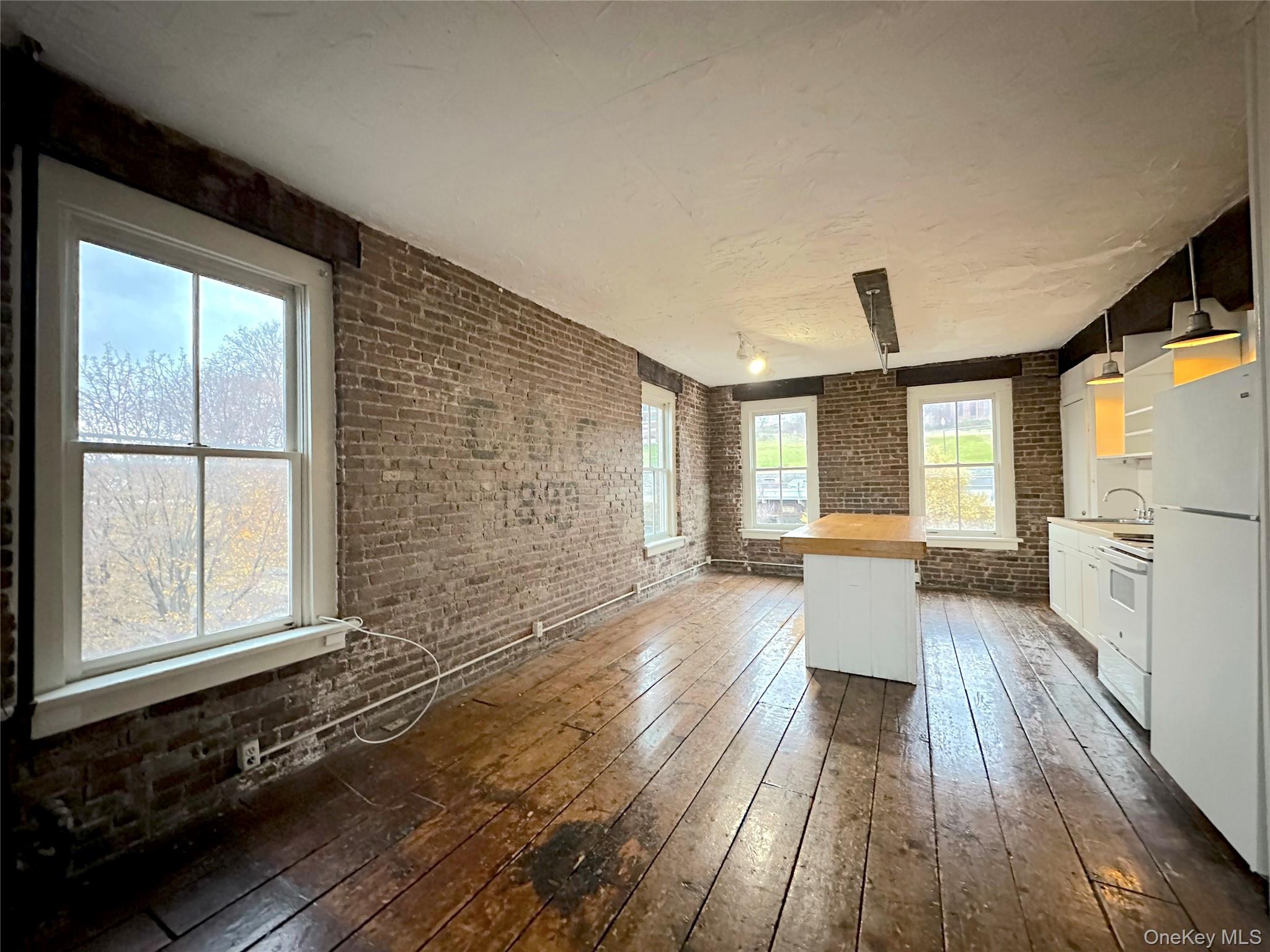 #5 photo, 12 Front Street, Newburgh , NY 12550