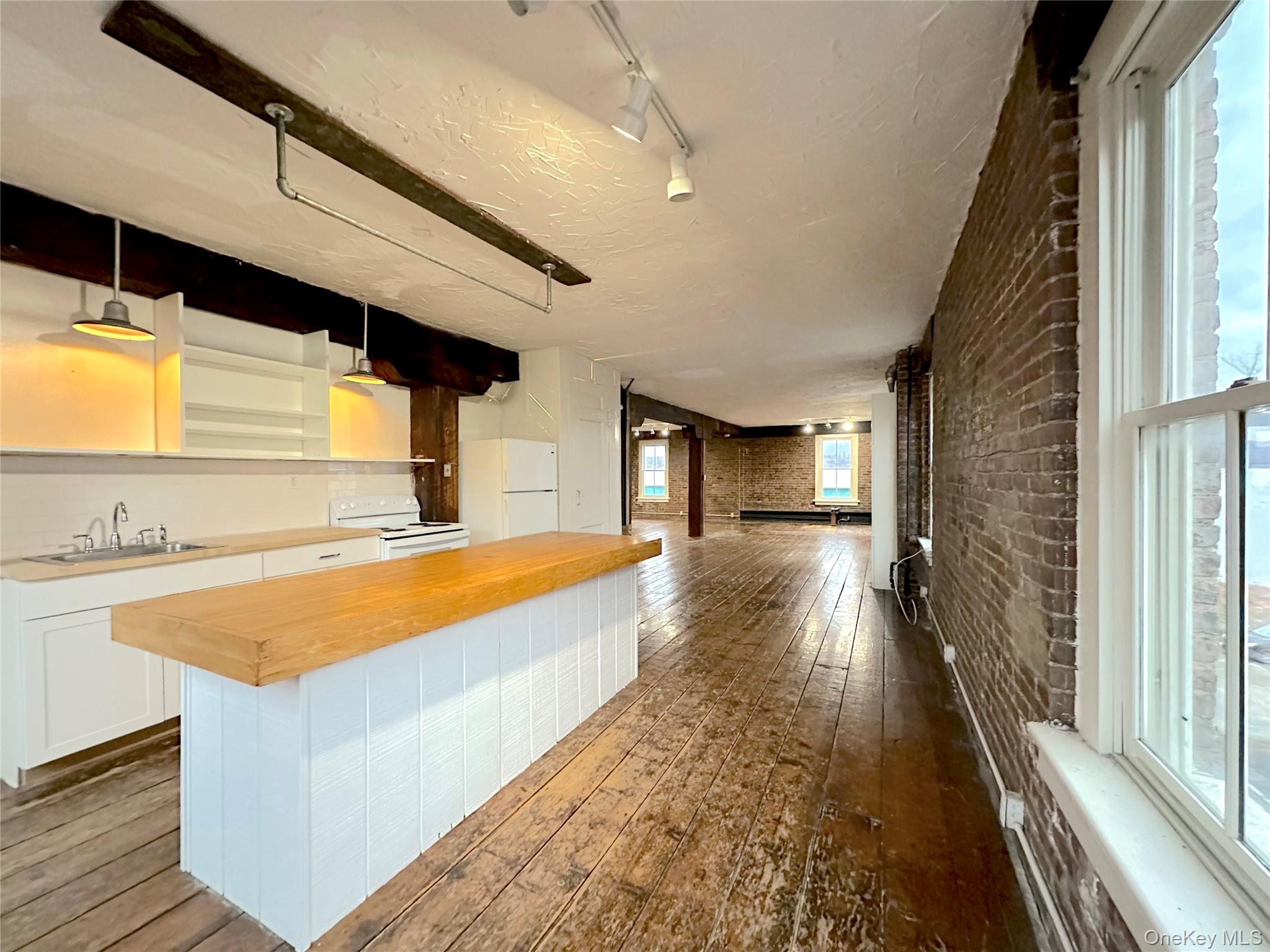 #7 photo, 12 Front Street, Newburgh , NY 12550