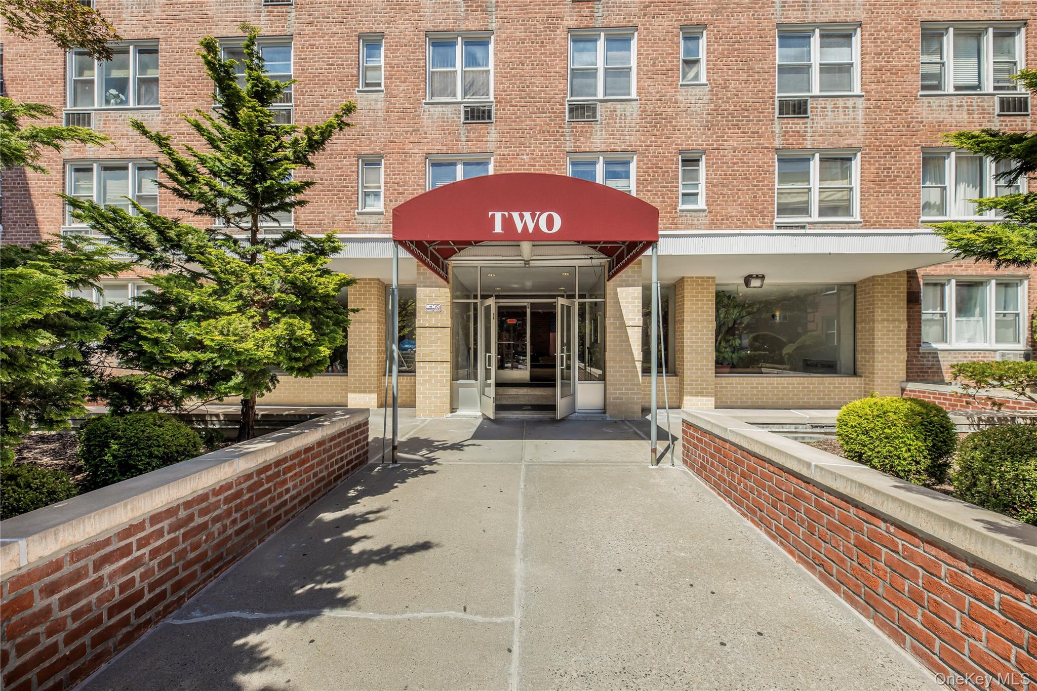 #2 photo, 2 Sadore Lane, Yonkers , NY 10710