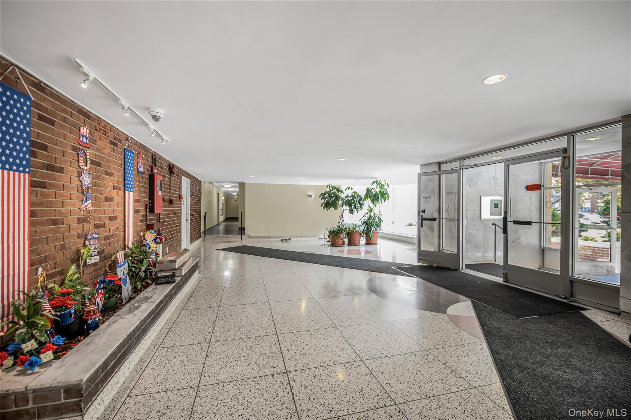 #3 photo, 2 Sadore Lane, Yonkers , NY 10710