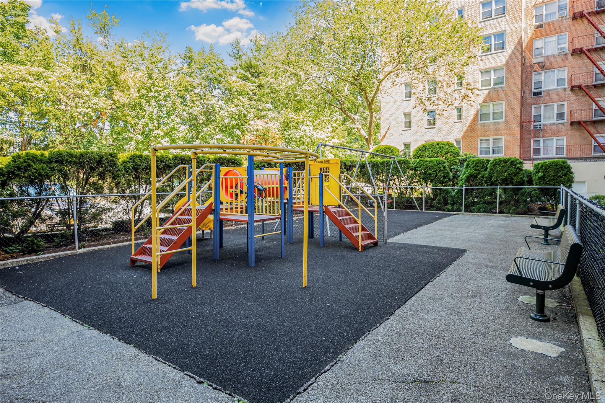 #4 photo, 2 Sadore Lane, Yonkers , NY 10710