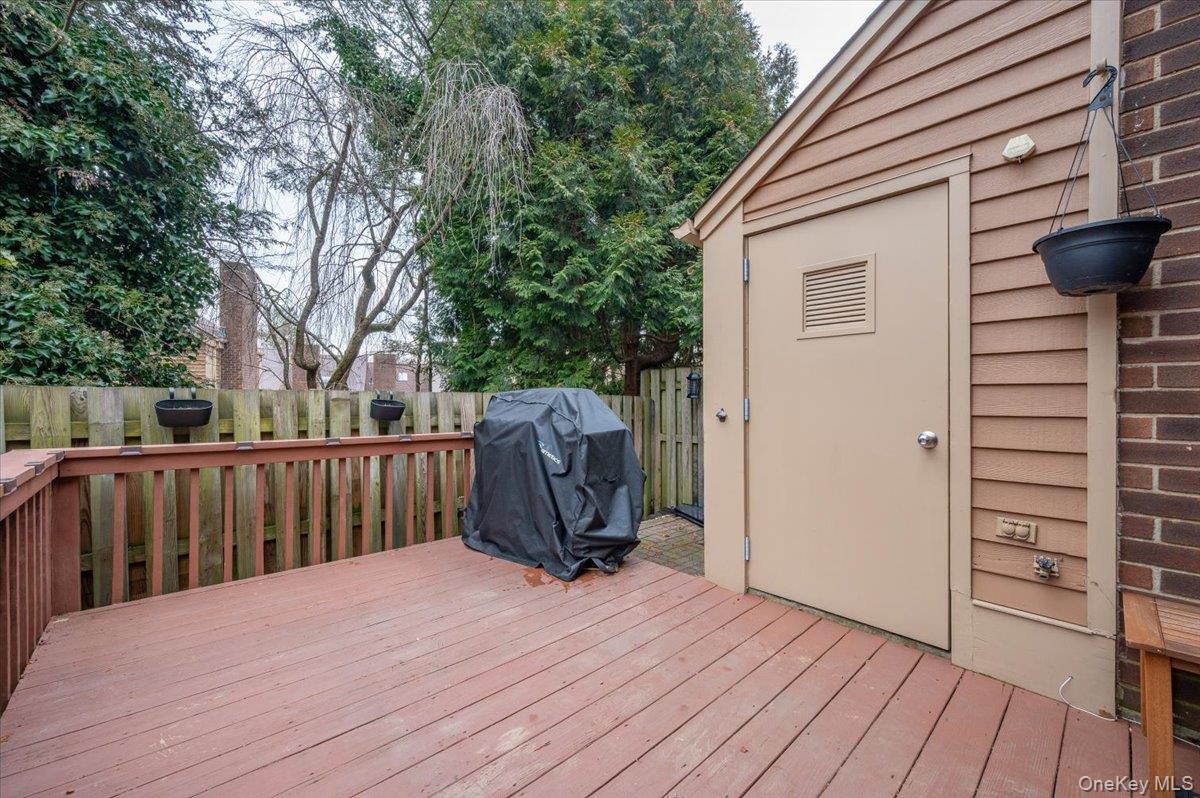 #13 photo, 37 Greenway Lane, Rye Brook , NY 10573