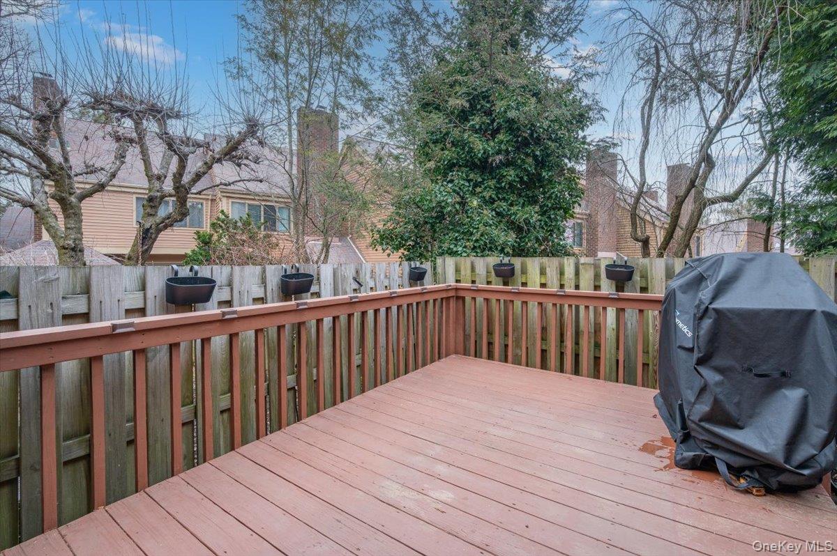 #5 photo, 37 Greenway Lane, Rye Brook , NY 10573