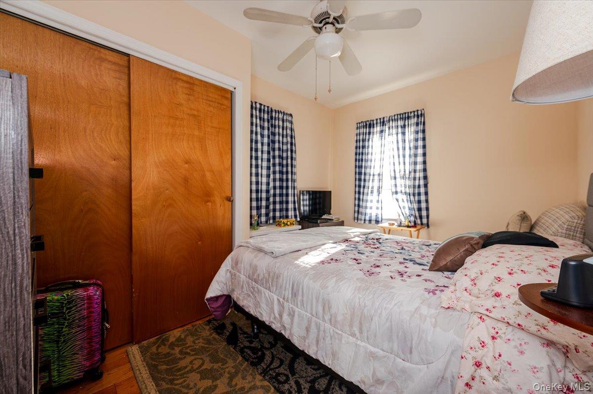 #16 photo, 1917 Haight Avenue, Bronx , NY 10461