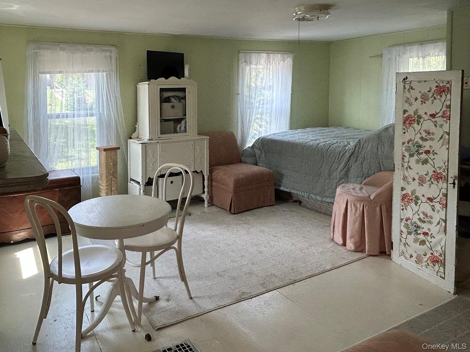 #10 photo, 2884 Atlantic Avenue, Call Listing Agent , NY 12172