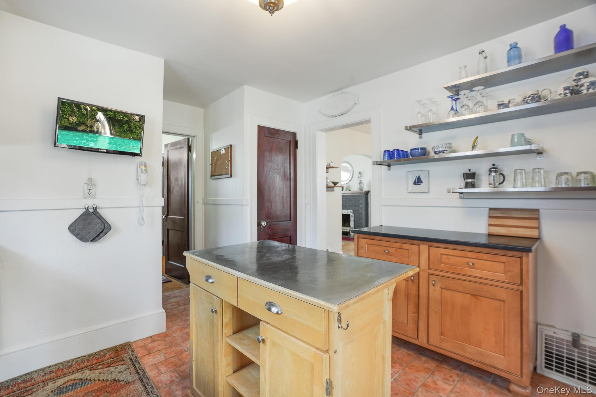 #11 photo, 31 Wilson Boulevard, Poughkeepsie , NY 12603