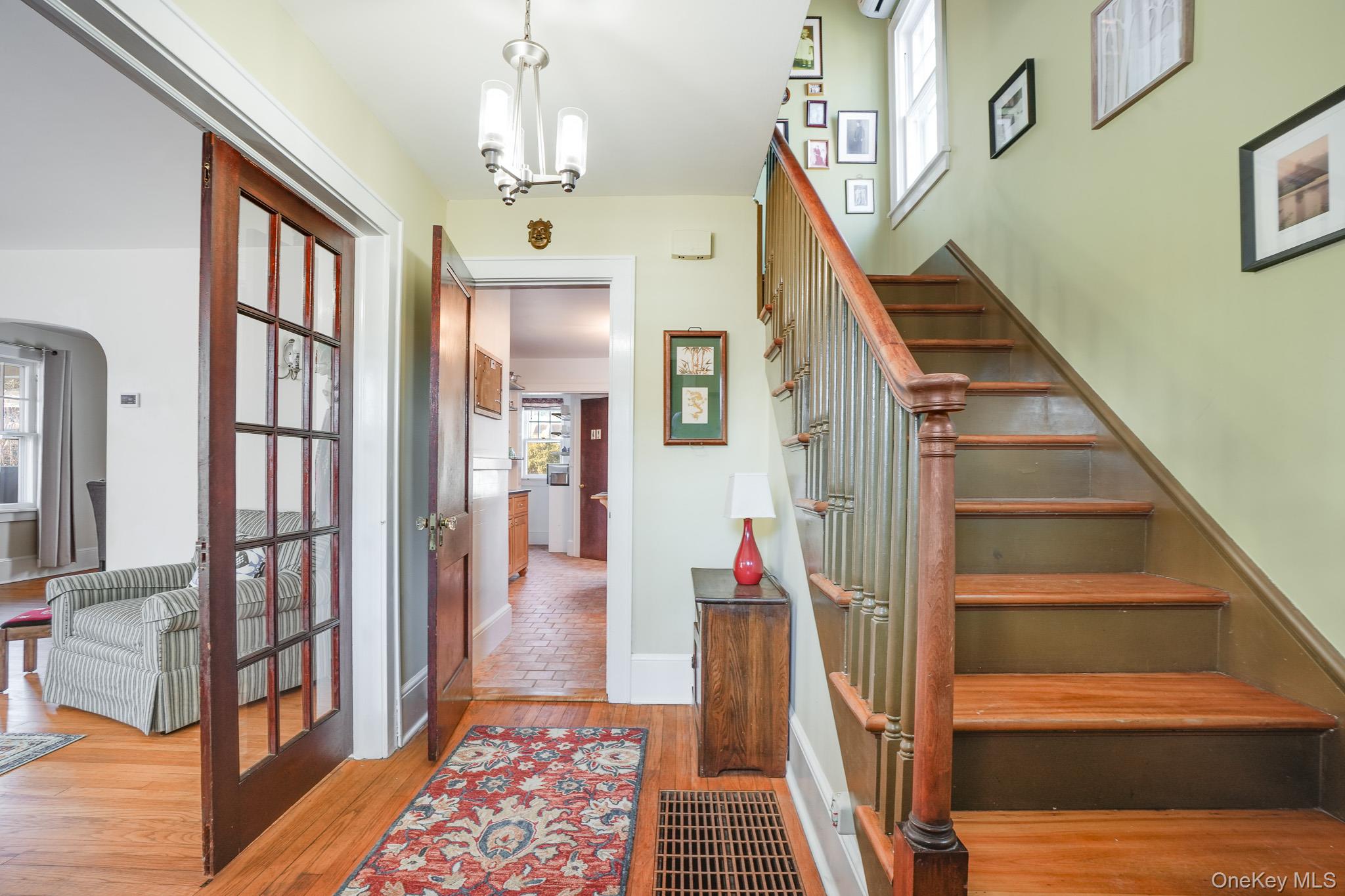 #4 photo, 31 Wilson Boulevard, Poughkeepsie , NY 12603