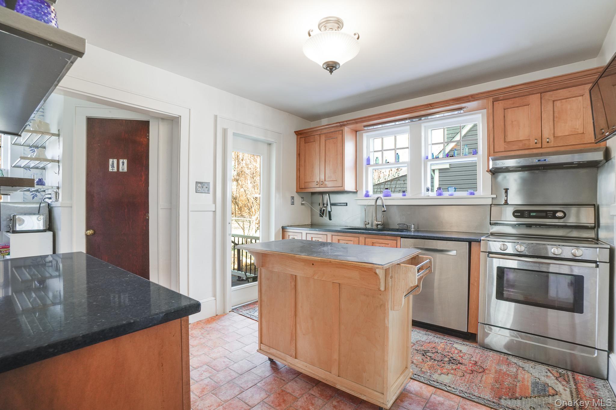 #8 photo, 31 Wilson Boulevard, Poughkeepsie , NY 12603