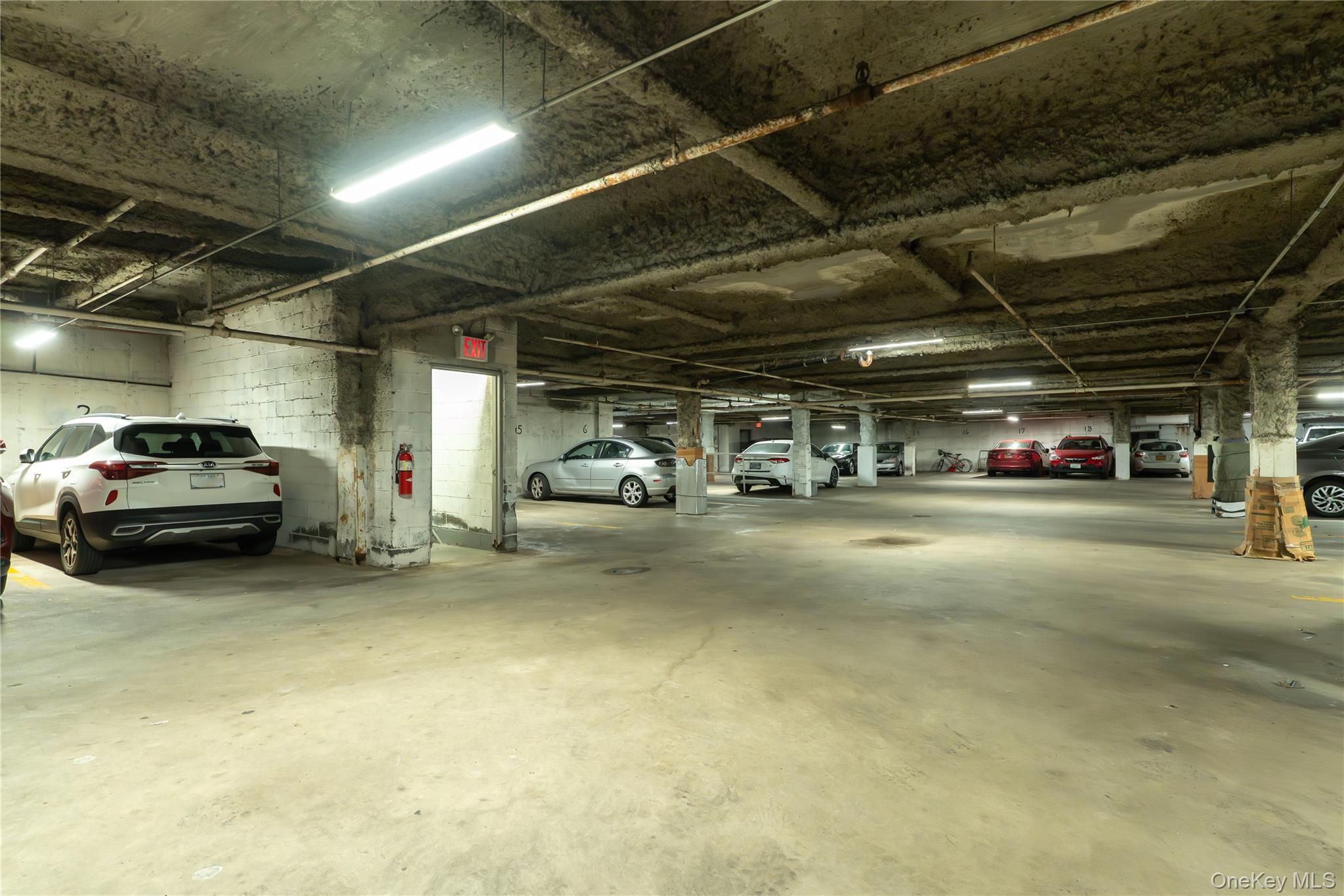 #13 photo, 16 Lake Street, White Plains , NY 10603