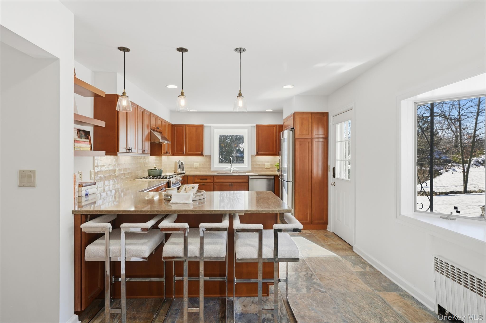 #11 photo, 2 Village Lane, 布朗士 Bronxville , NY 10708