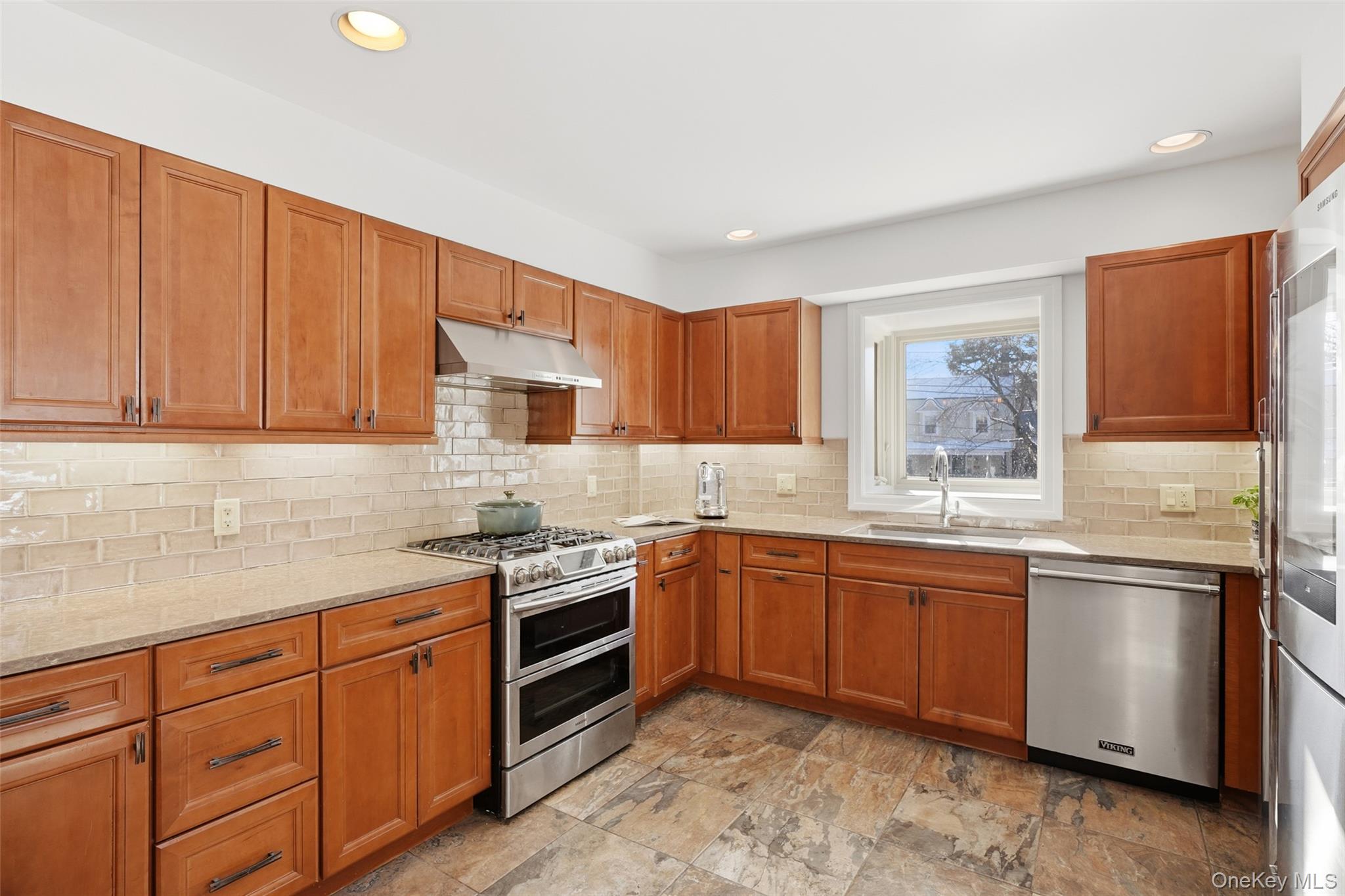 #14 photo, 2 Village Lane, 布朗士 Bronxville , NY 10708