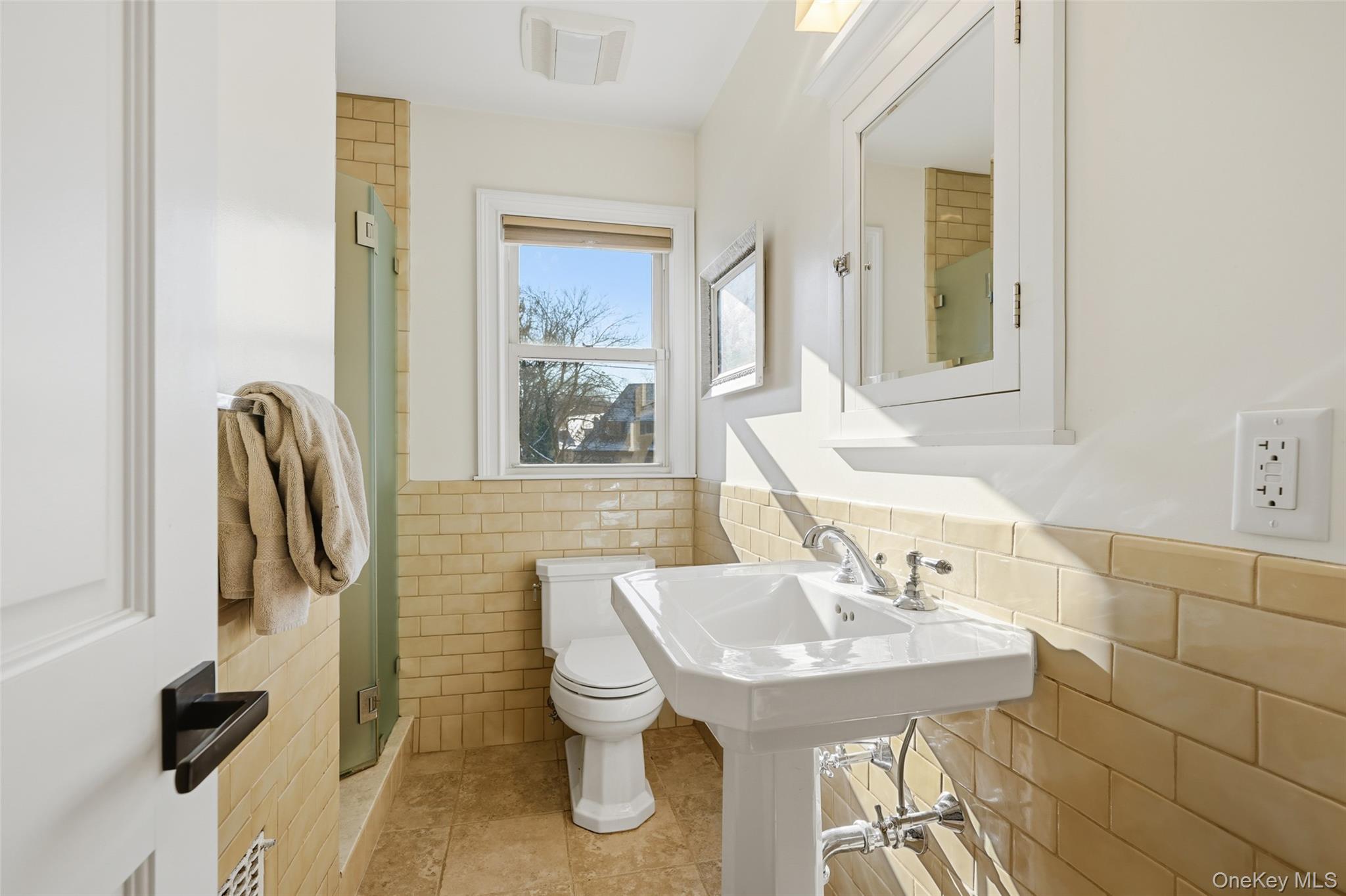 #18 photo, 2 Village Lane, 布朗士 Bronxville , NY 10708