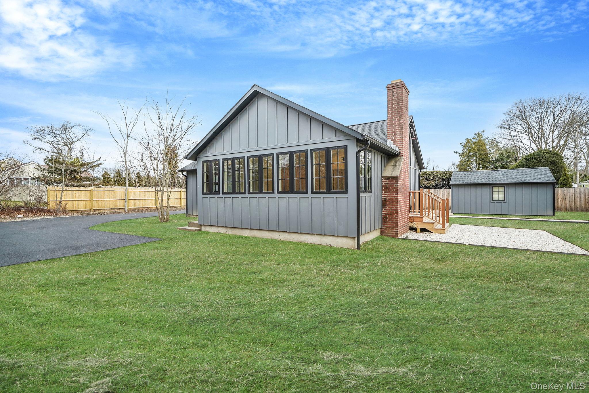 #3 photo, 23 Roosevelt Boulevard, East Patchogue , NY 11772