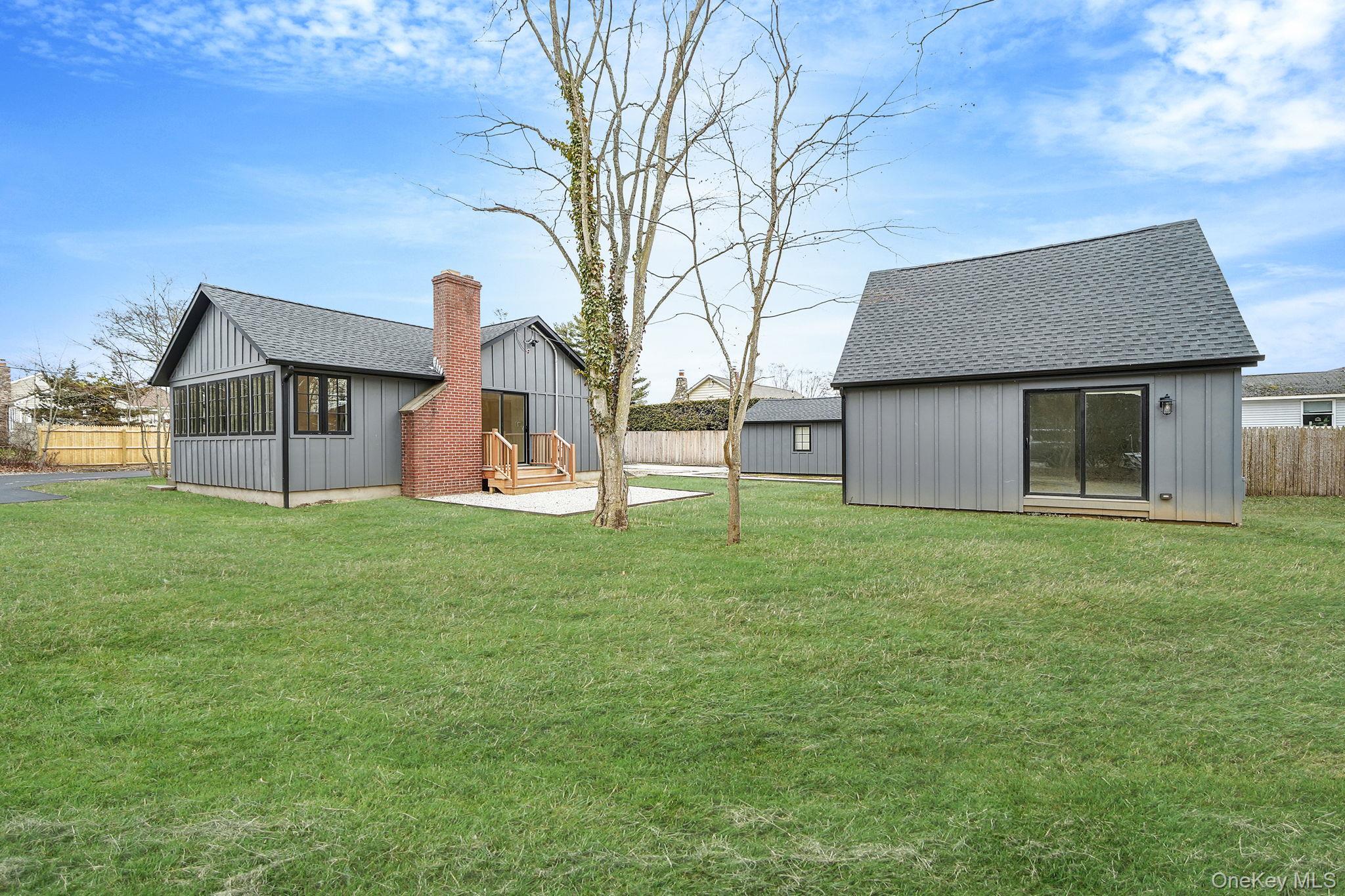 #5 photo, 23 Roosevelt Boulevard, East Patchogue , NY 11772