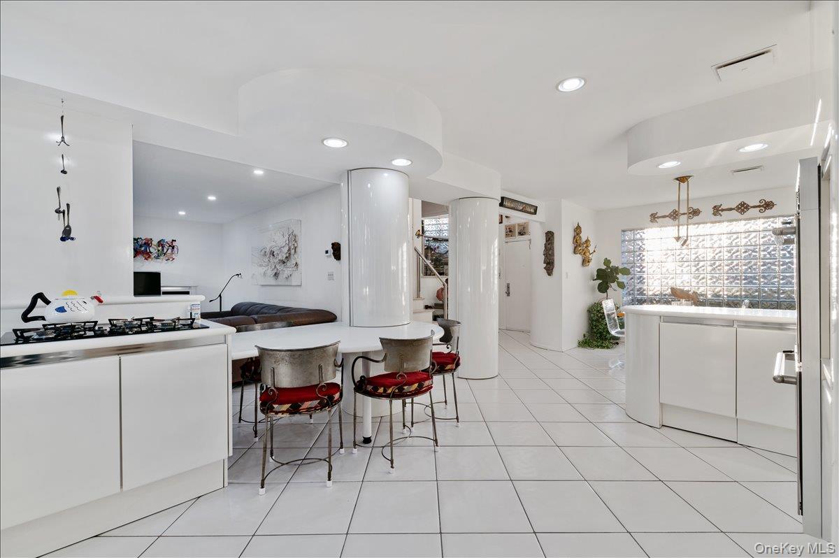 #11 photo, 3427 Carey Lane, 长岛 Baldwin , NY 11510