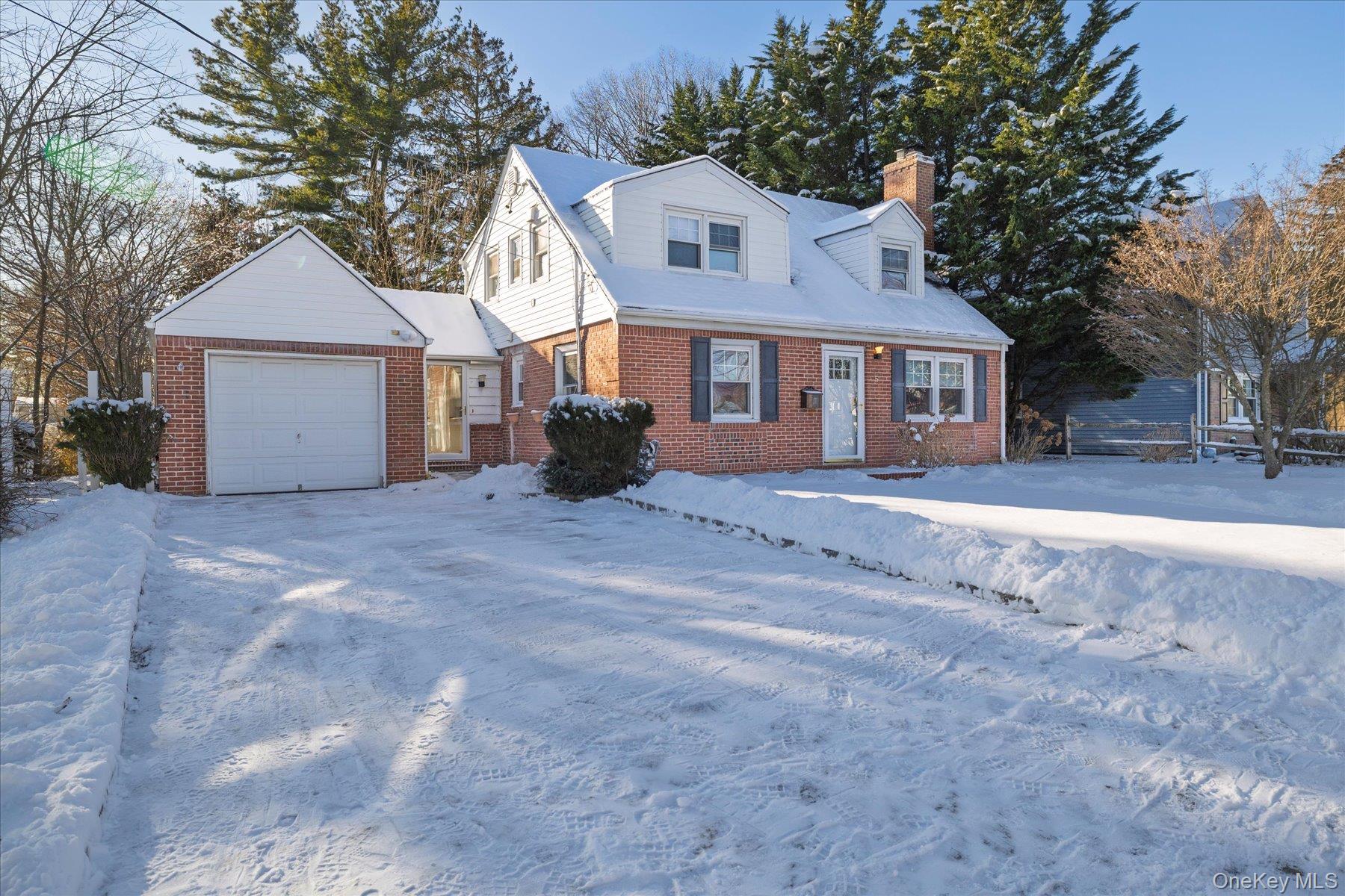 #2 photo, 5 Prospect Street, 롱 아일랜드 Glen Head , NY 11545