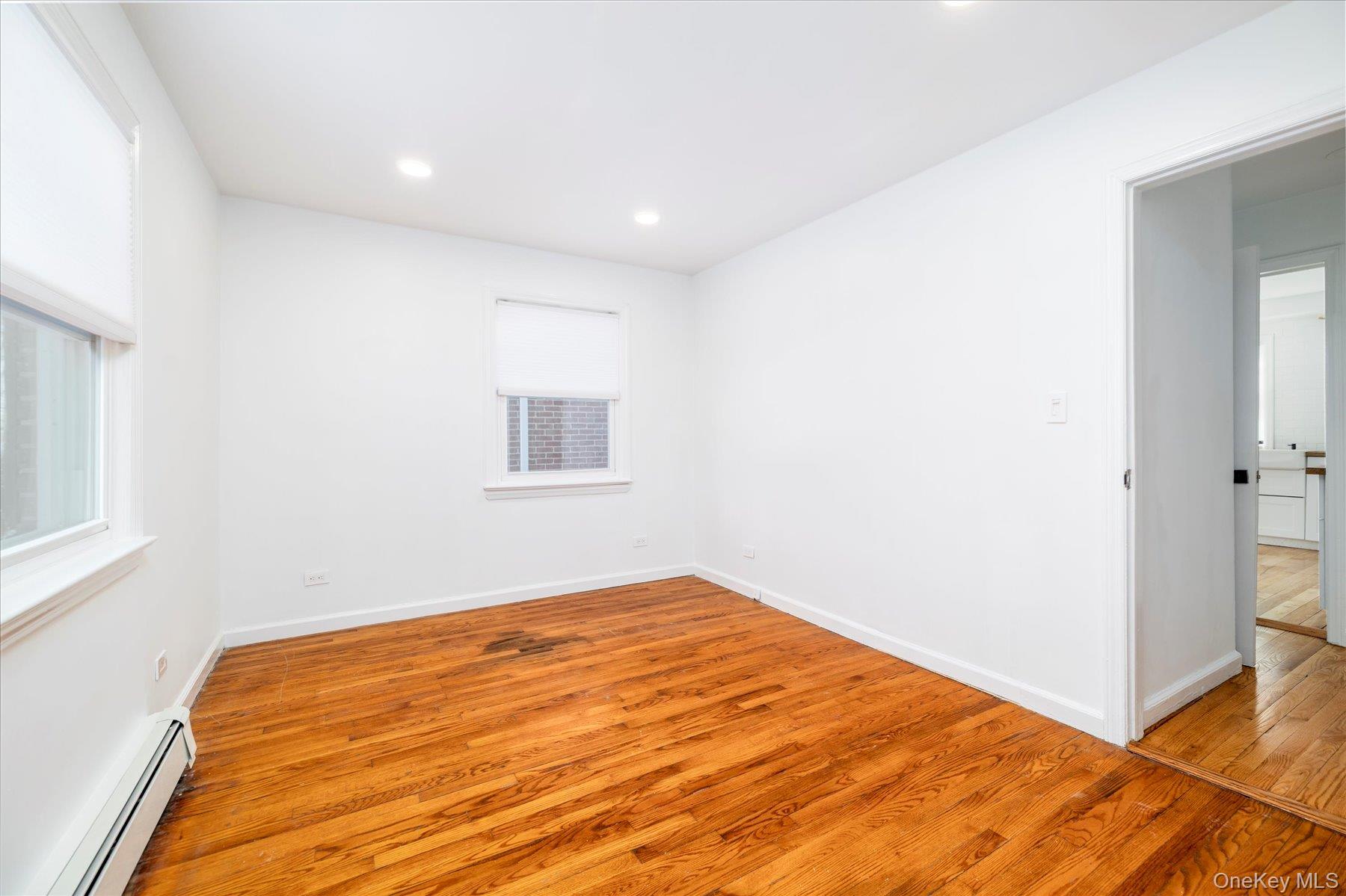 #5 photo, 5 Prospect Street, 롱 아일랜드 Glen Head , NY 11545