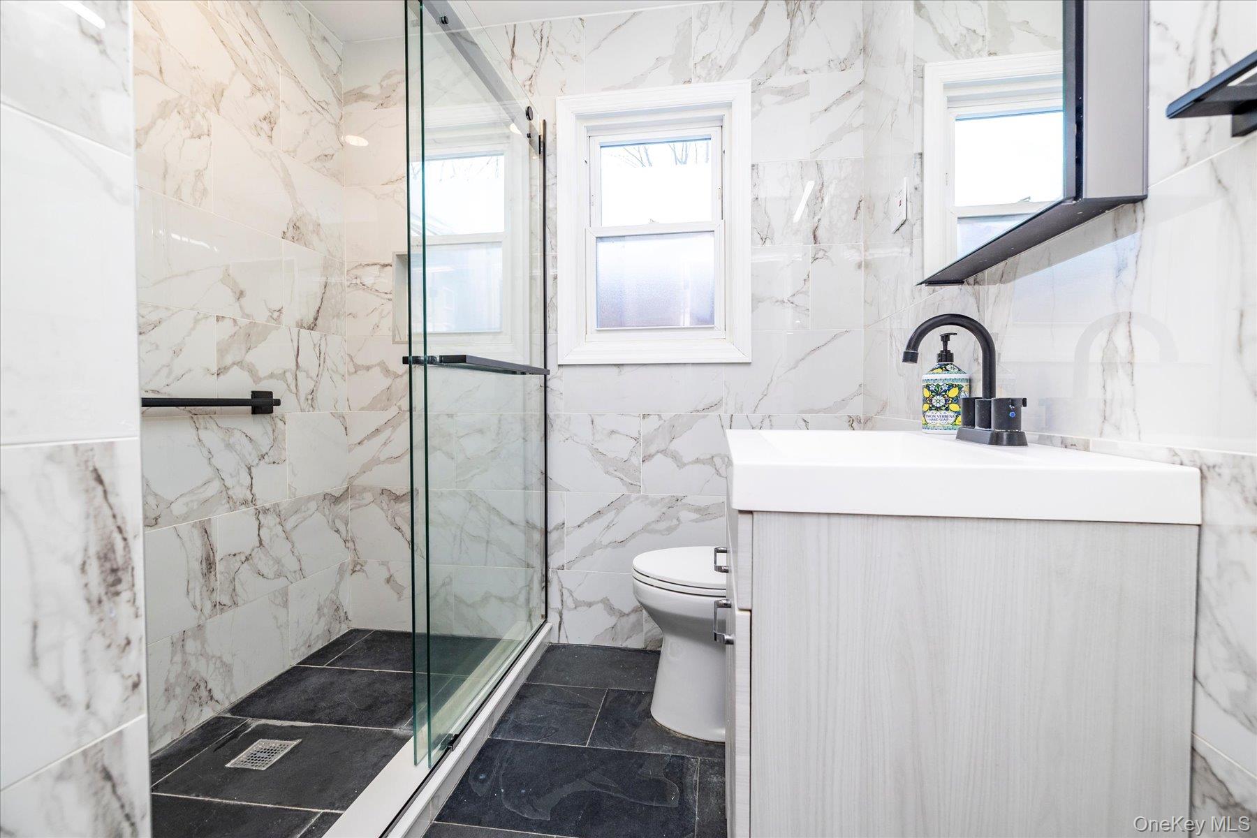 #6 photo, 5 Prospect Street, 롱 아일랜드 Glen Head , NY 11545