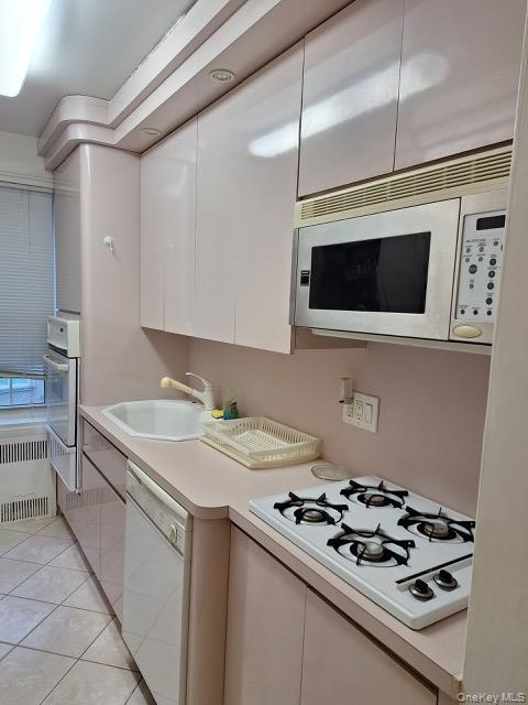 #10 photo, 250 Central Avenue, Нассау ‖ Lawrence , NY 11559