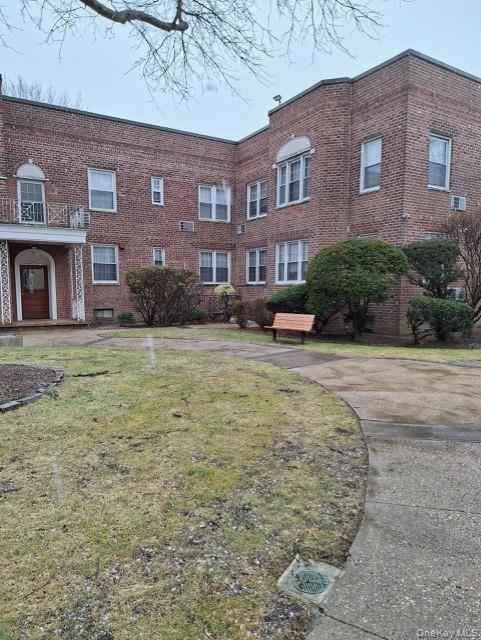 #19 photo, 250 Central Avenue, Нассау ‖ Lawrence , NY 11559