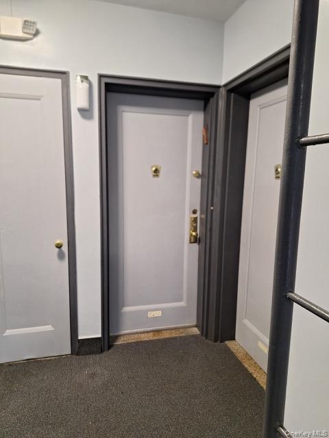 #4 photo, 250 Central Avenue, Нассау ‖ Lawrence , NY 11559