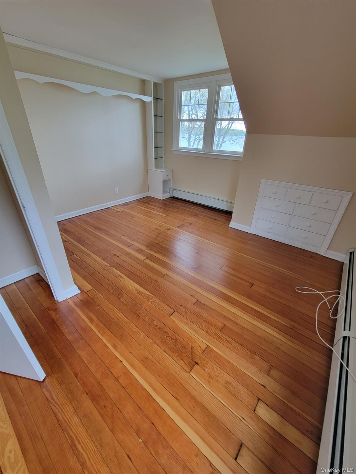 #11 photo, 144 Old Winkle Point Road, מחוז סאפוק Northport , NY 11768