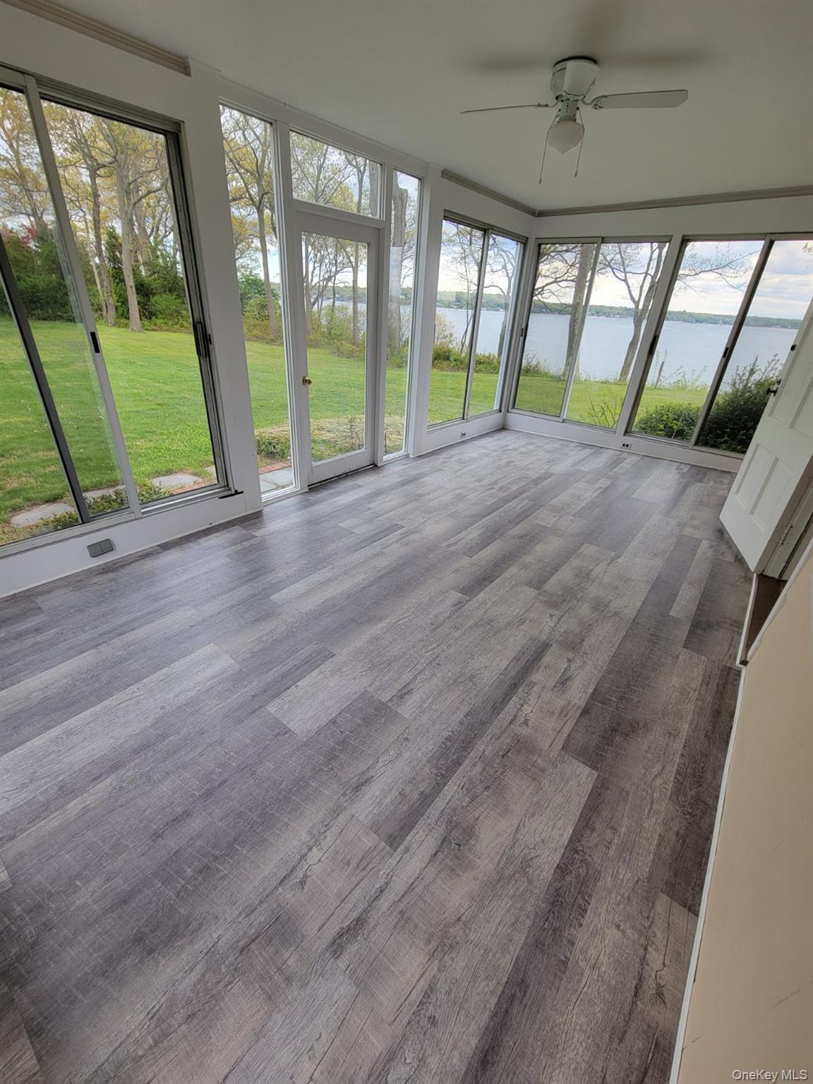 #7 photo, 144 Old Winkle Point Road, מחוז סאפוק Northport , NY 11768