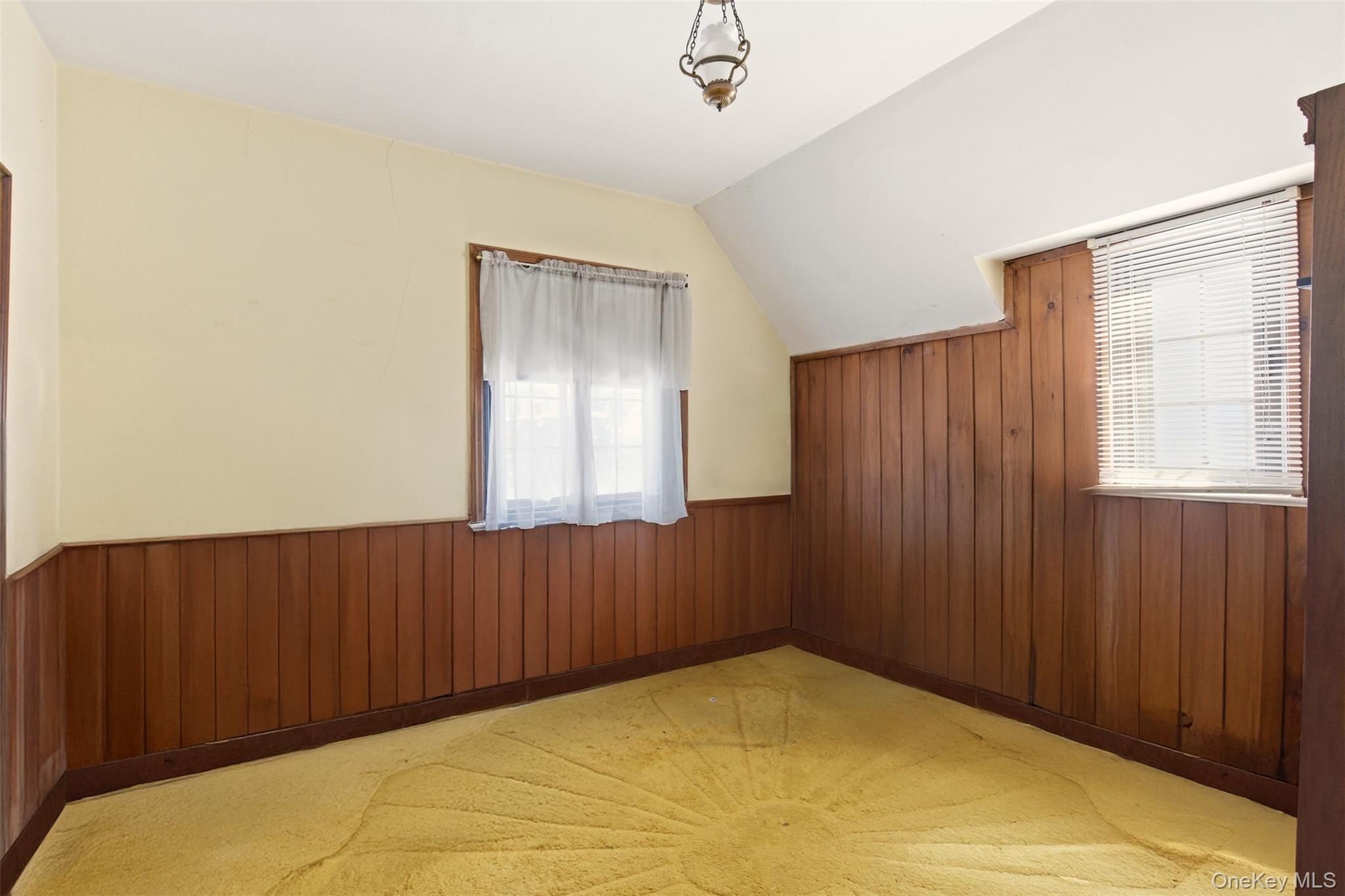 #16 photo, 54 Summit Drive, Manhasset , NY 11030