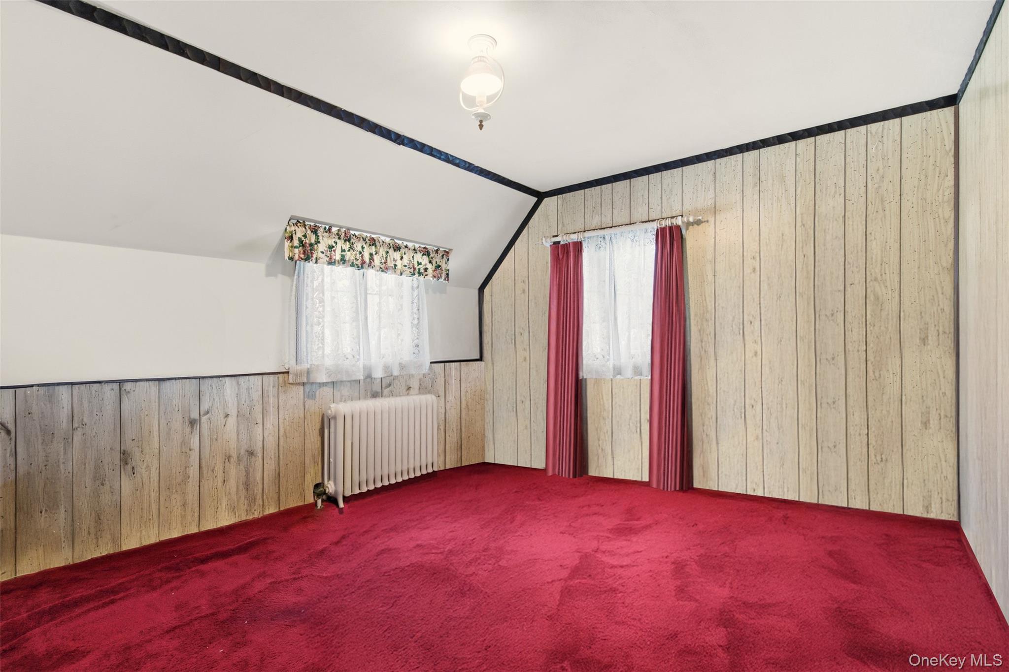 #17 photo, 54 Summit Drive, Manhasset , NY 11030