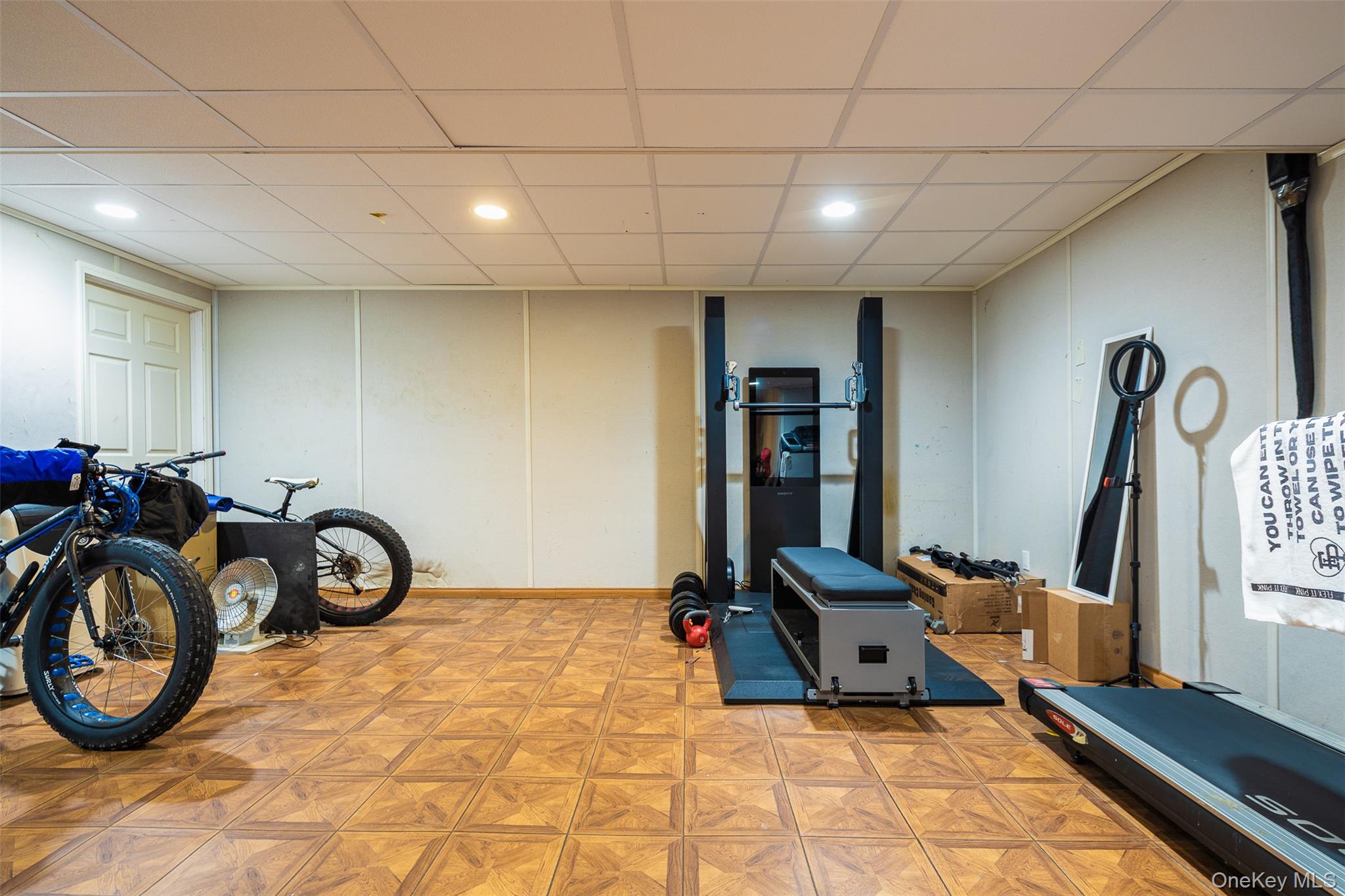 #18 photo, 24 lonscreek Place, Саффолк ‖ Mastic Beach , NY 11951